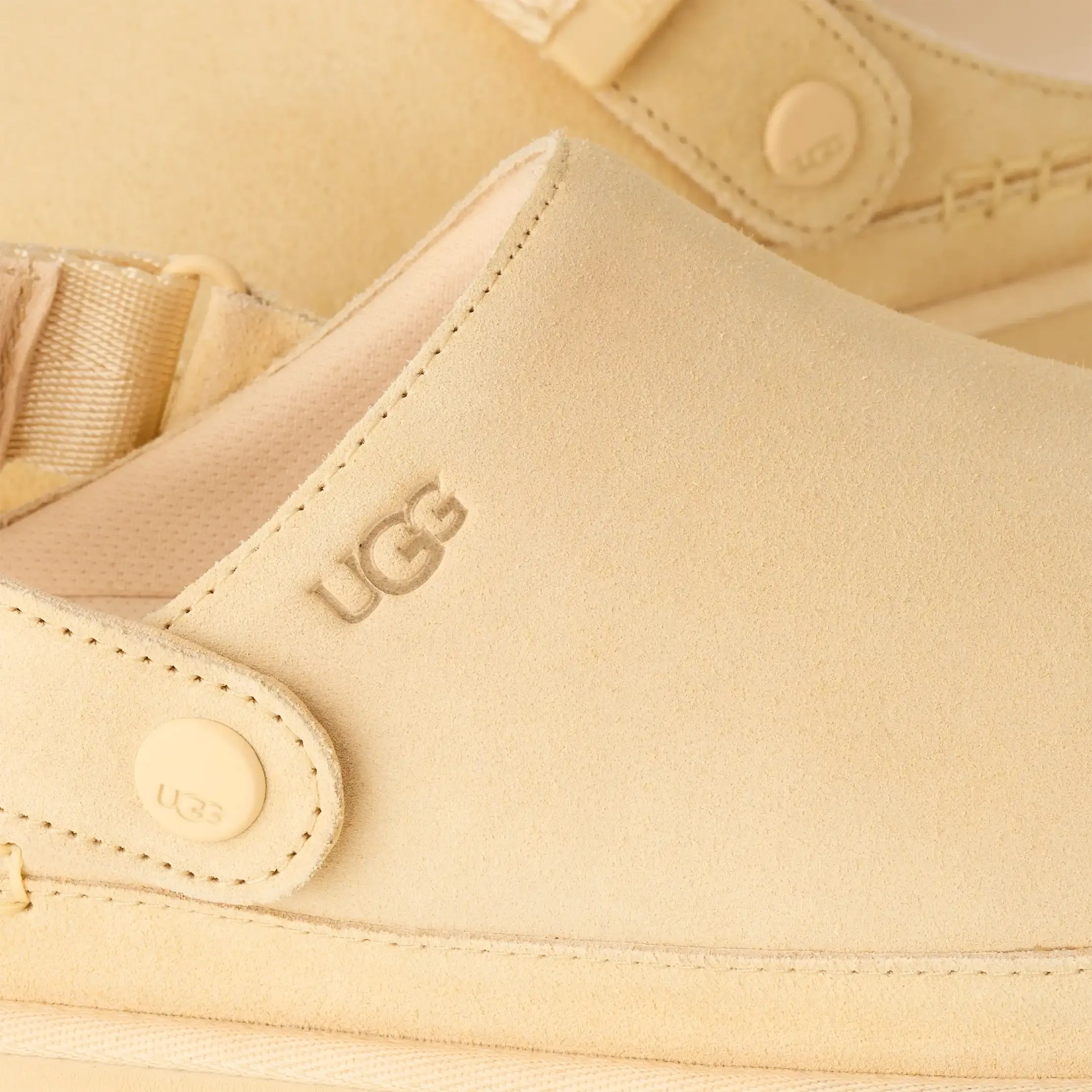 Women's Goldenstar Clog Slides