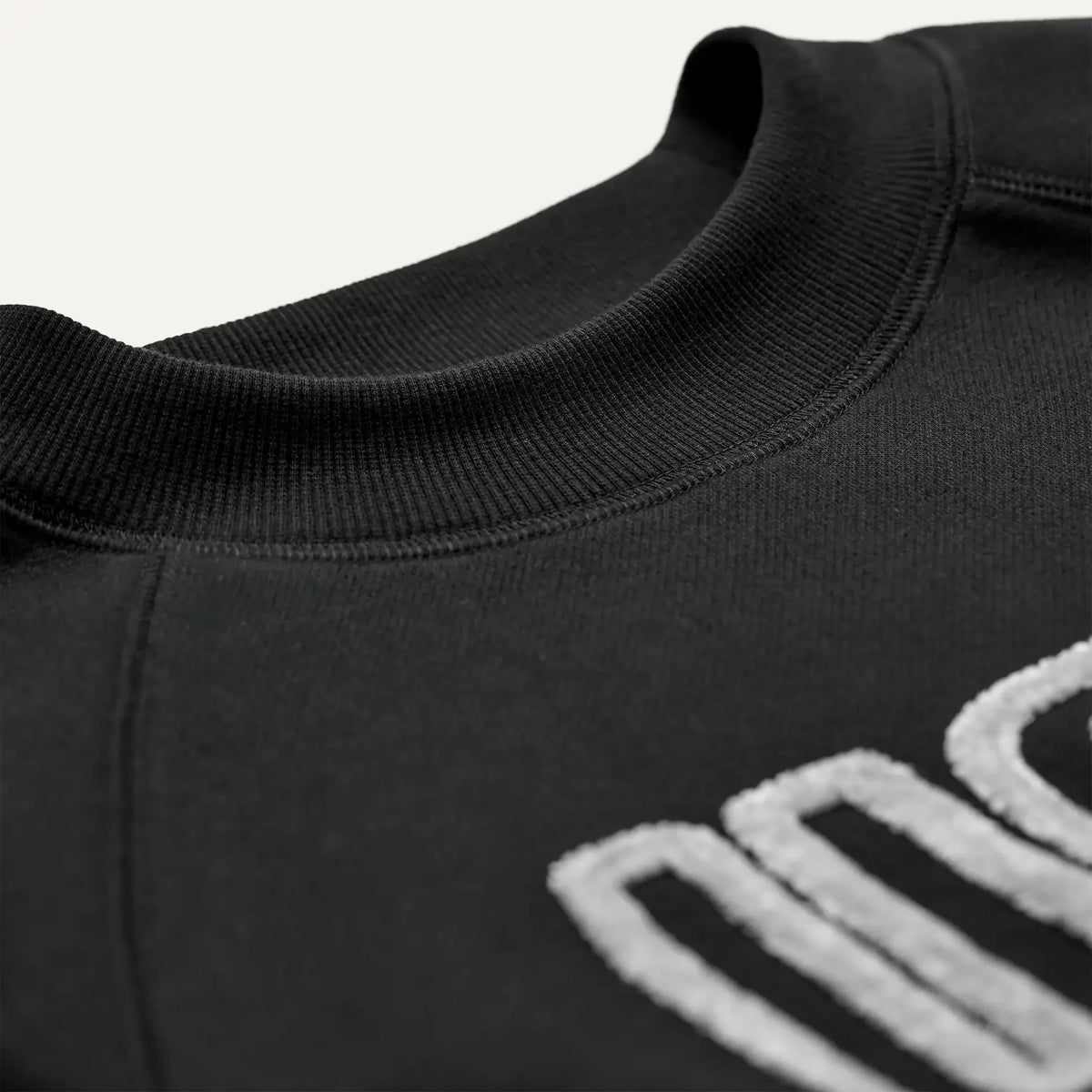 Women's UGG Logo Crewneck Sweatshirt