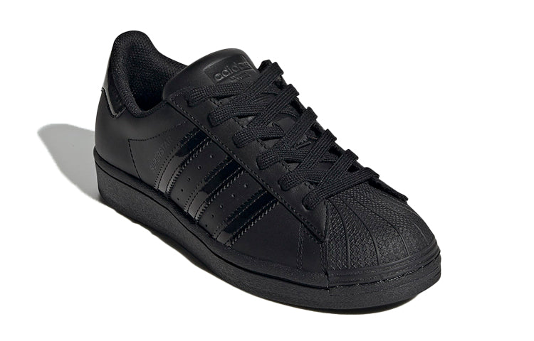 adidas-kids-superstar-athletic-grade-school-fv3140