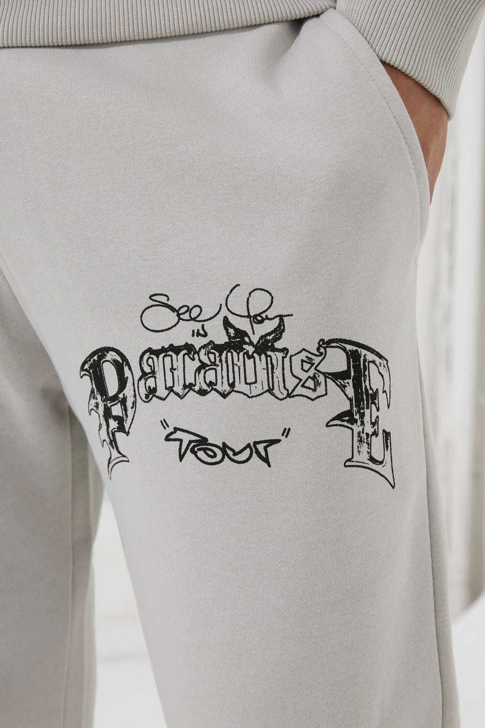 Men's Paradise Tour Outfit