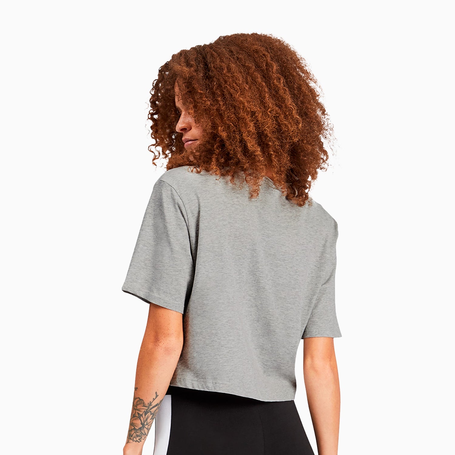 puma-womens-essentials-cropped-logo-t-shirt-852594-04