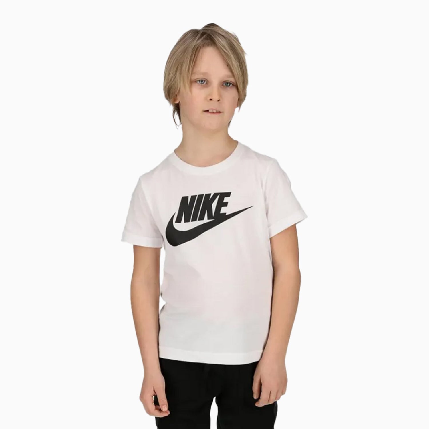 nike-kids-nkb-futura-t-shirt-and-shorts-outfit-86h593-023867065-001