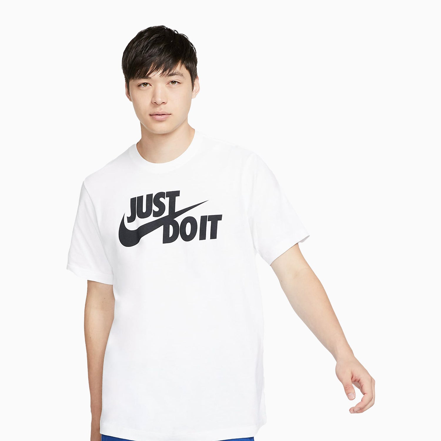 nike-mens-sportswear-t-shirt-and-shorts-outfit-ar5006-100-dx0731-100