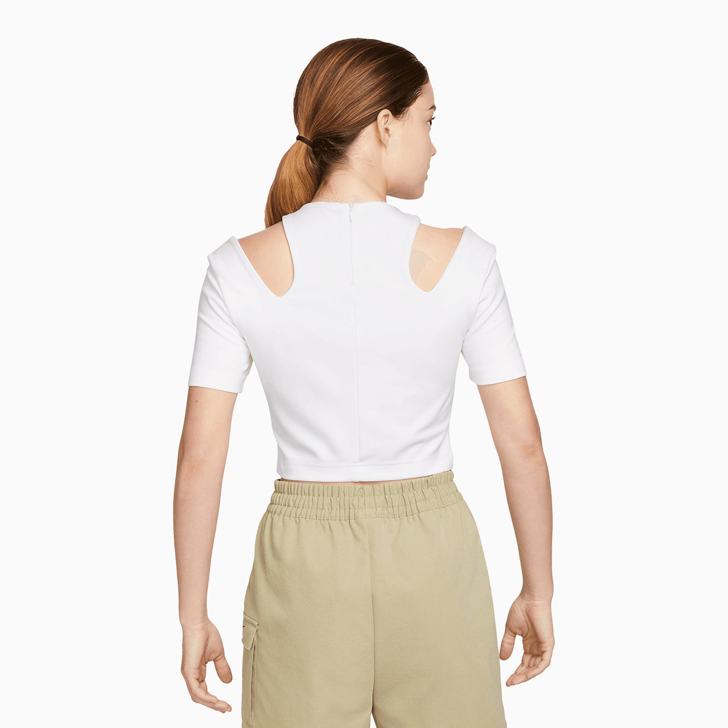nike-womens-nike-sportswear-essentials-outfit-dv7962-100-dx6024-010