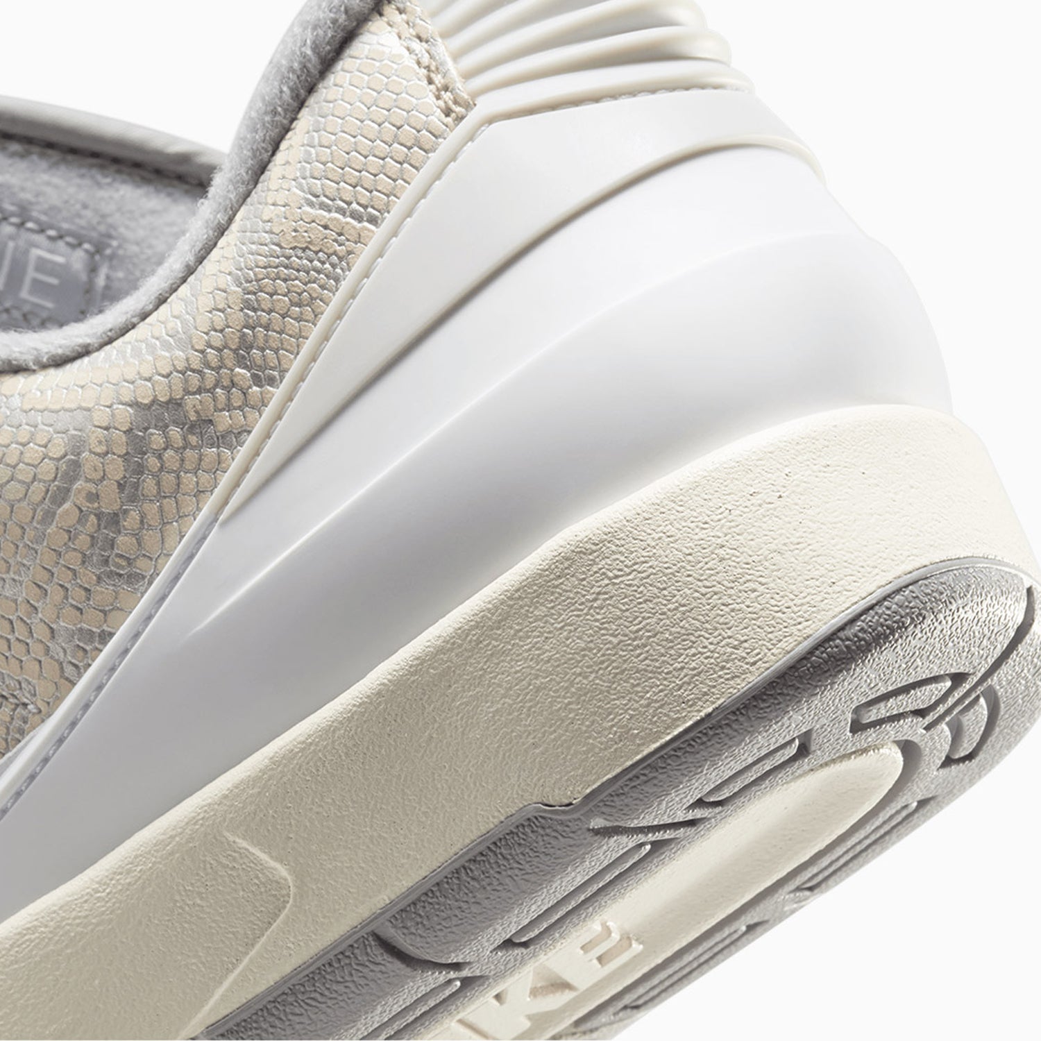 Men's Air Jordan 2 Retro Low "Python"