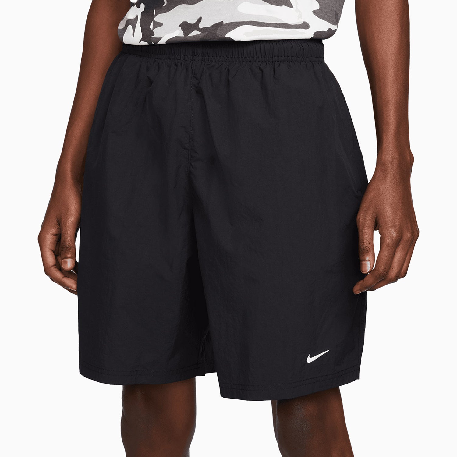nike-mens-solo-swoosh-woven-shorts-dx0749-010