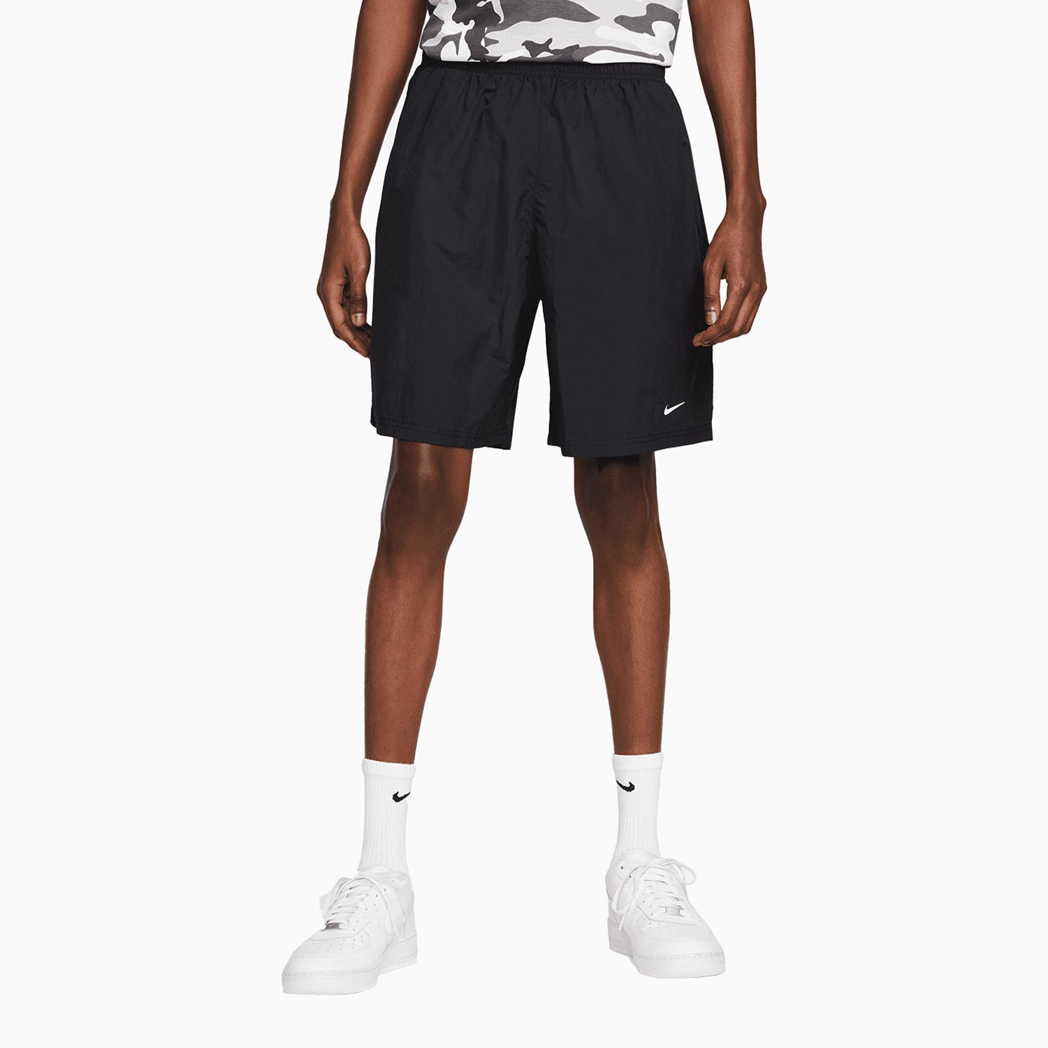 nike-mens-solo-swoosh-woven-shorts-dx0749-010