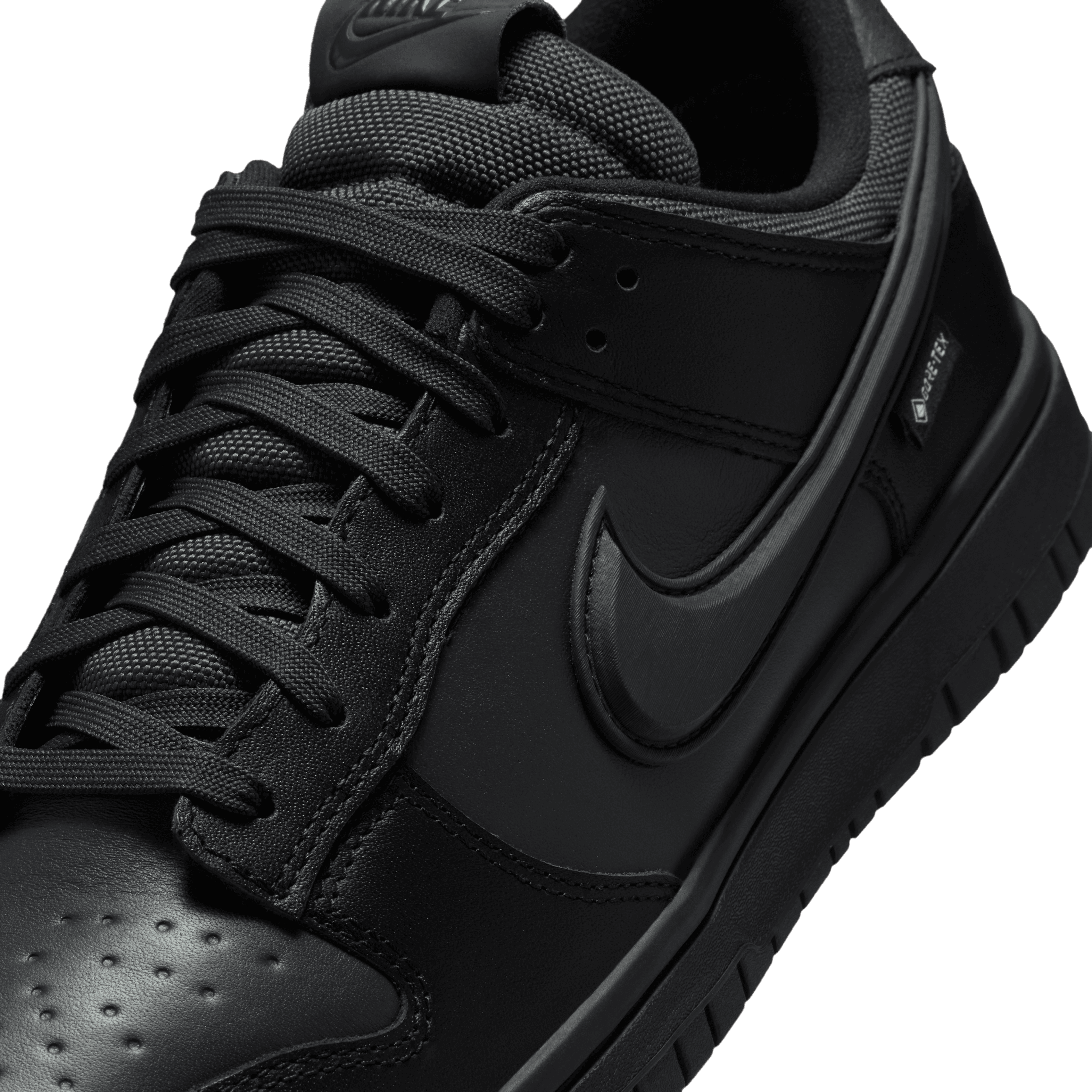 Men's Dunk Low Gore-Tex "Triple Black"
