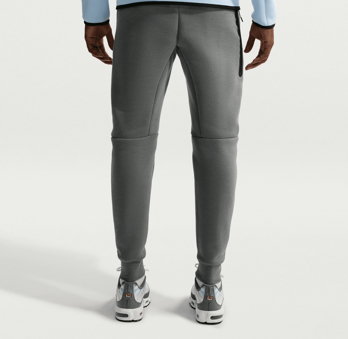 Nike Men's Sportswear Tech Fleece Windrunner Tracksuit back