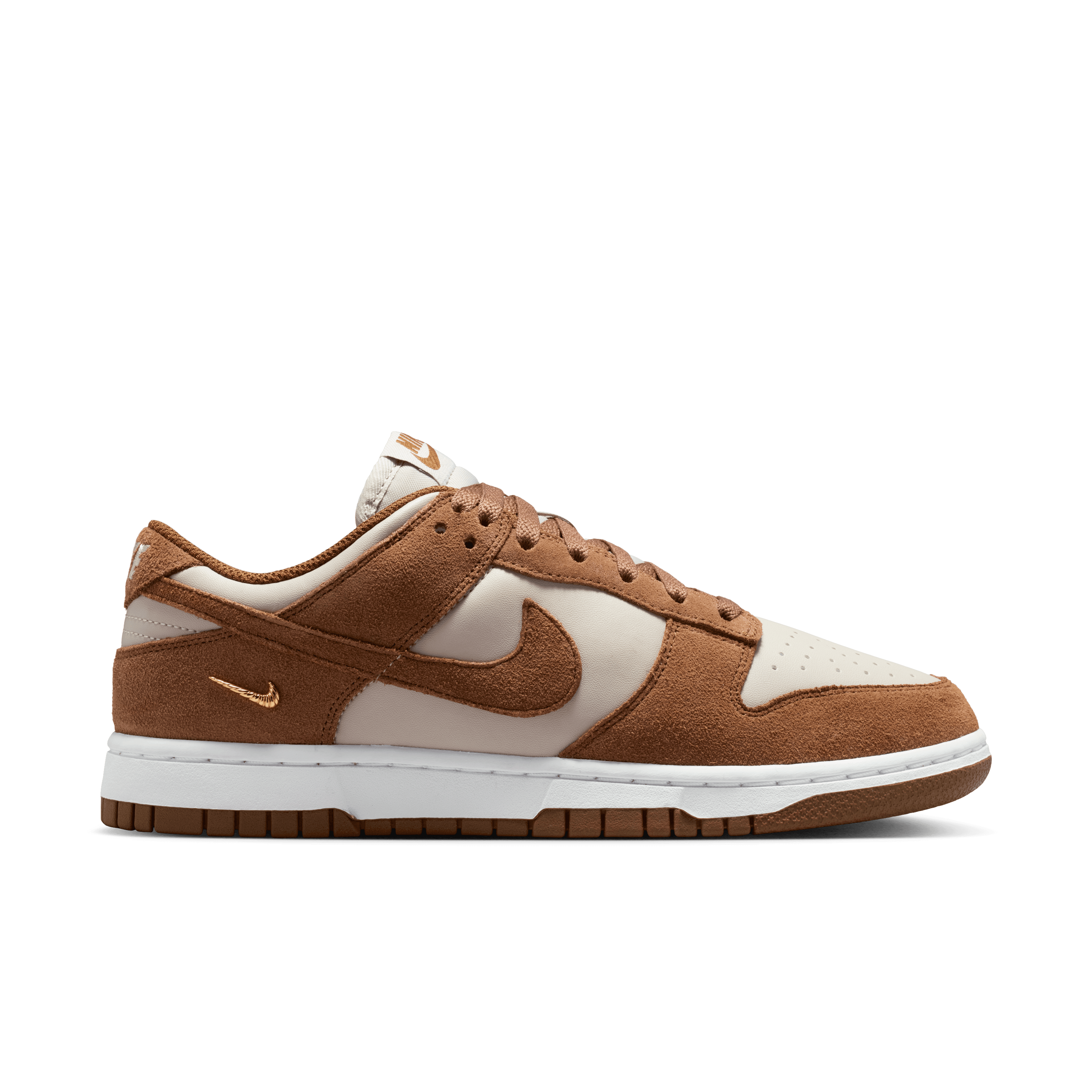 Women's Dunk Low Suede "Light British Tan Cream"