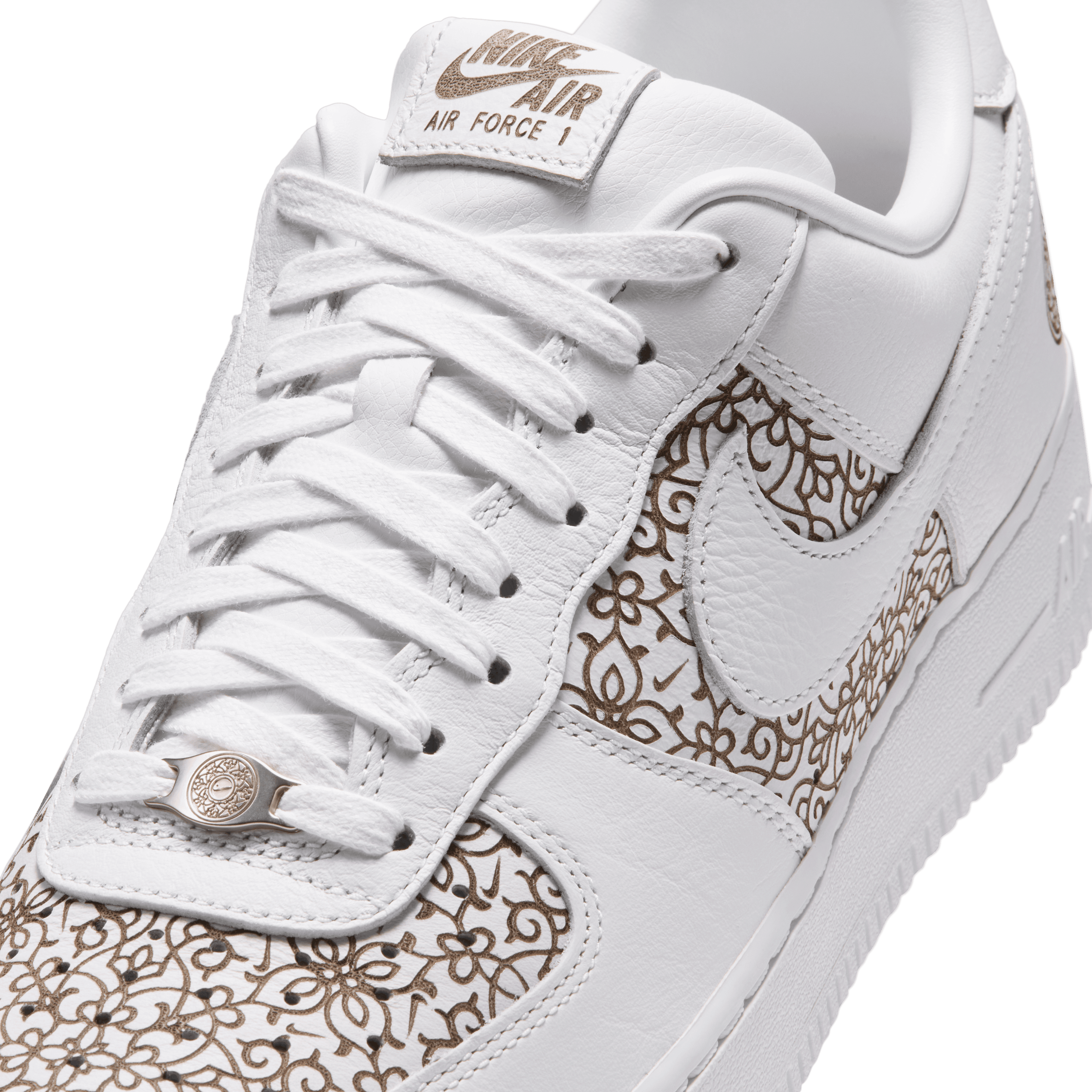 Men's Air Force 1 07 LV8 "Family Reunion"