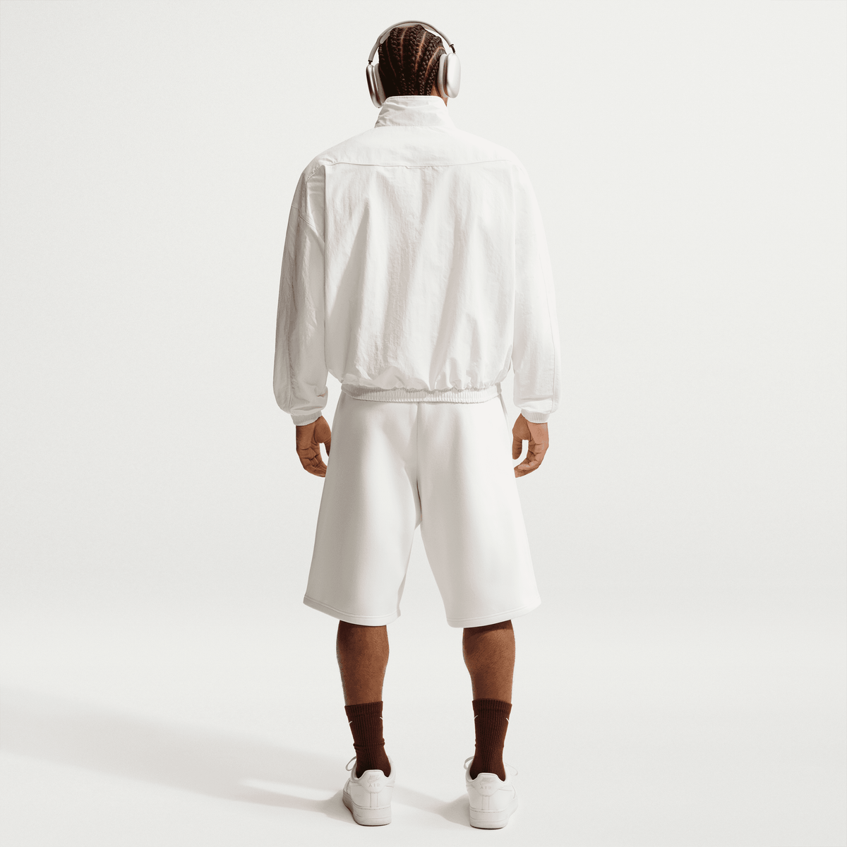 Men's Dri-FIT Standard Issue Game Woven Water-Repellent Lightweight Jacket
