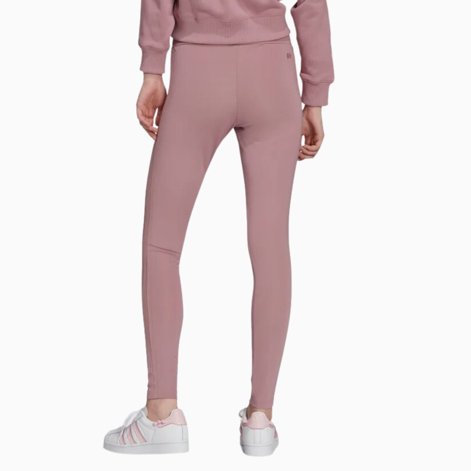 adidas-womens-trefoil-3-stripes-outfit-he9536-hc2020