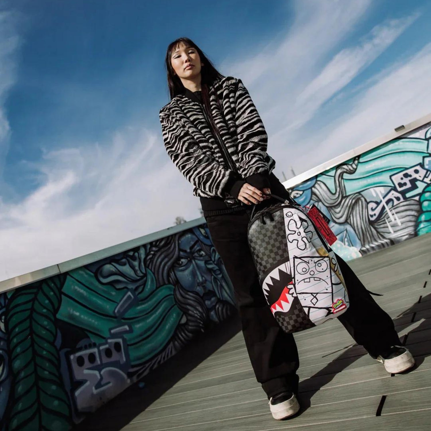 sprayground-sponge-bob-reveal-doodle-dlxsv-backpack-b5863-bgw