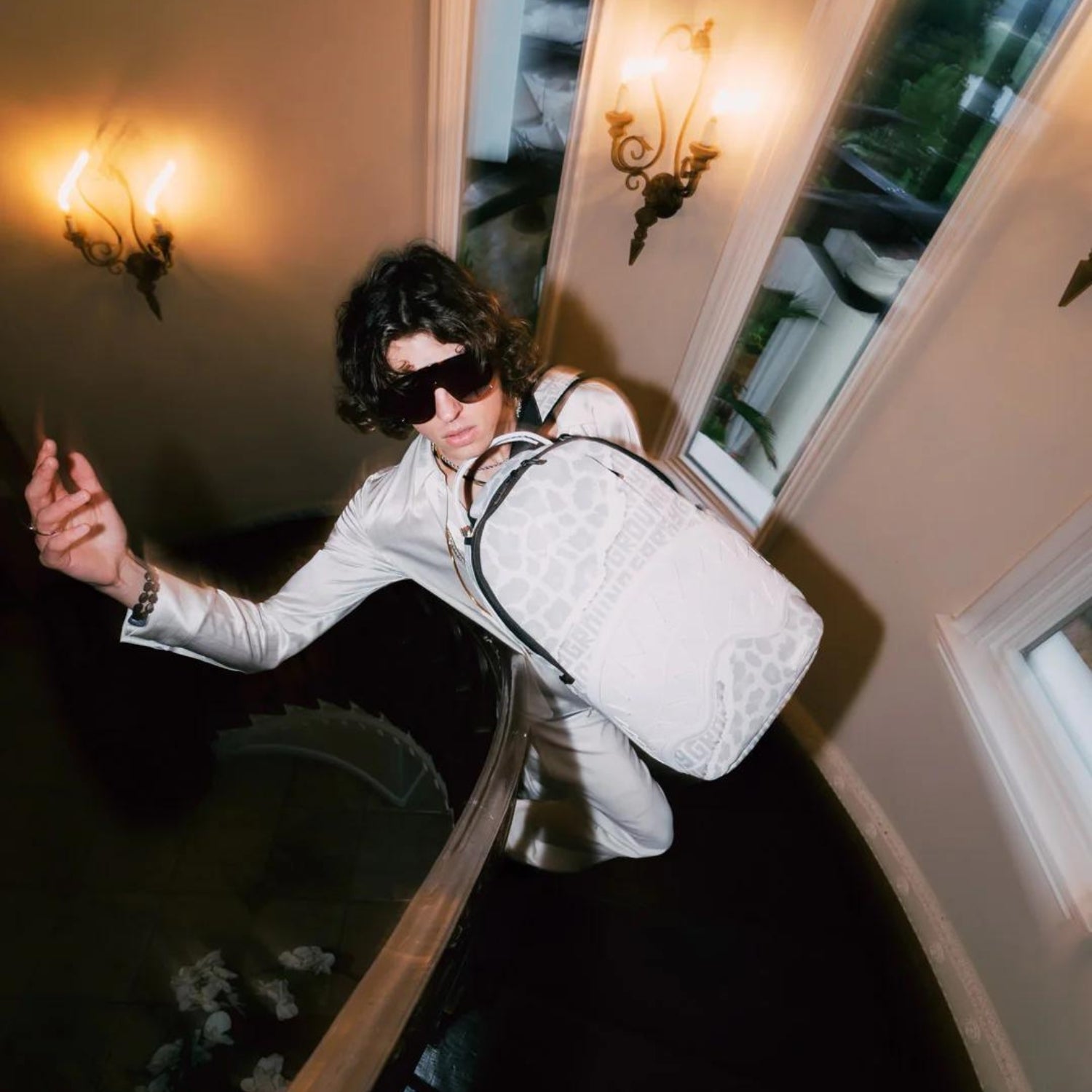 sprayground-vacay-all-day-dlxsv-backpack-b6222-wgy