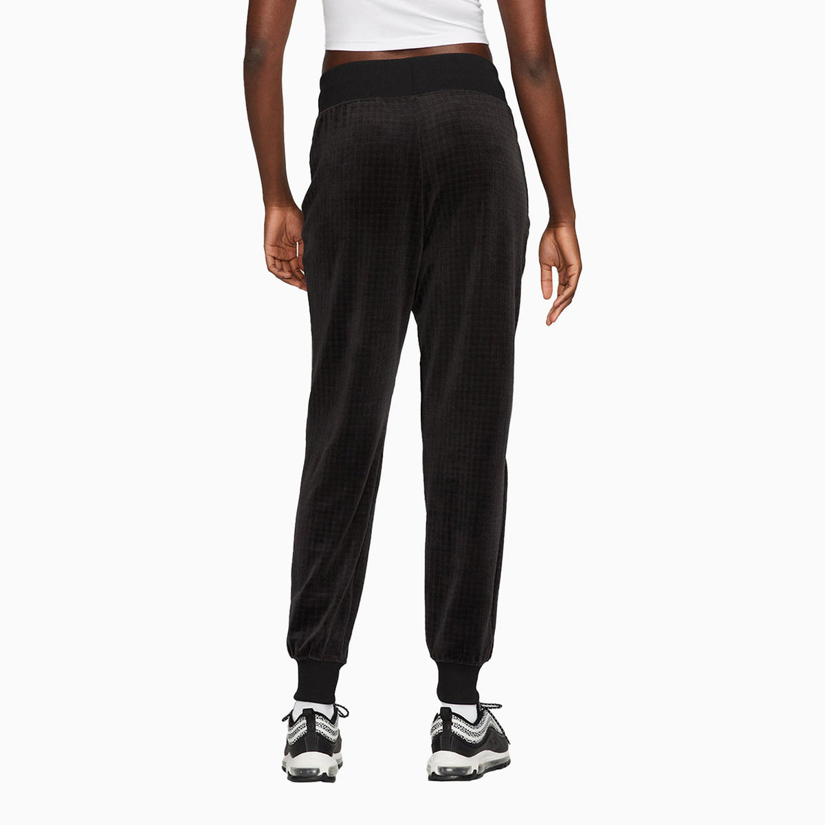 womens-nike-sportswear-tracksuit-dv7814-010