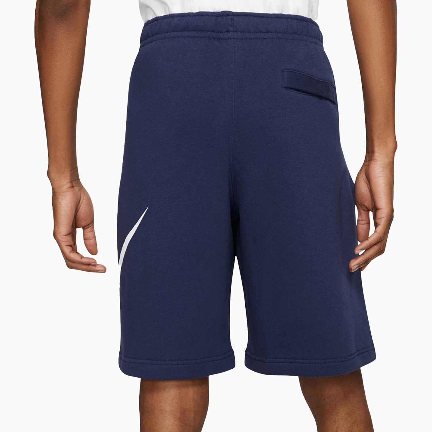 nike-mens-sportswear-club-t-shirt-and-shorts-outfit-ar5004-411-bv2721-410