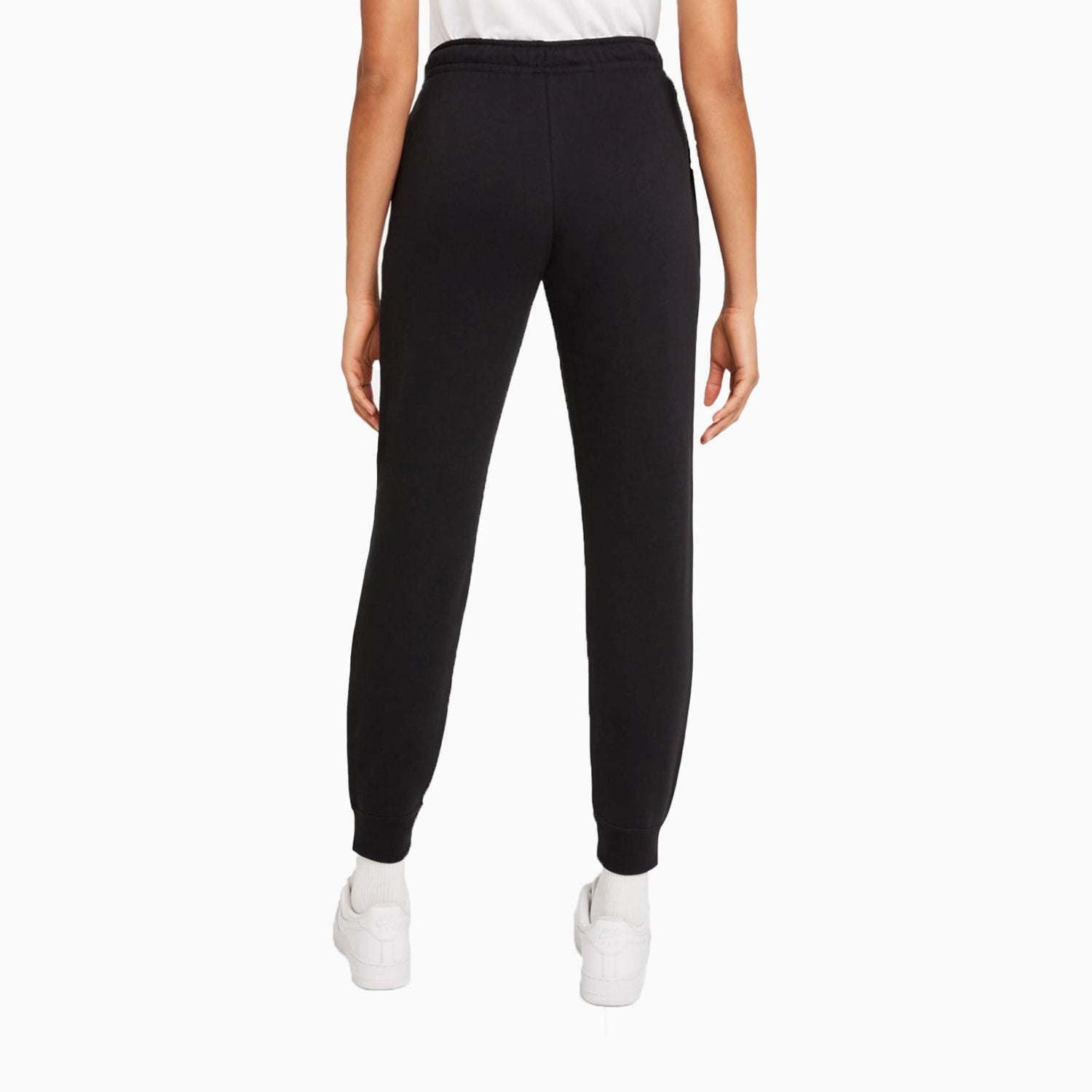 nike-womens-sportswear-essential-outfit-cj6327-010-bv4095-010