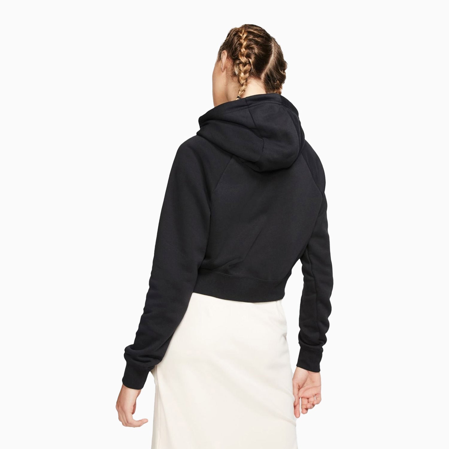 nike-womens-sportswear-essential-outfit-cj6327-010-bv4095-010
