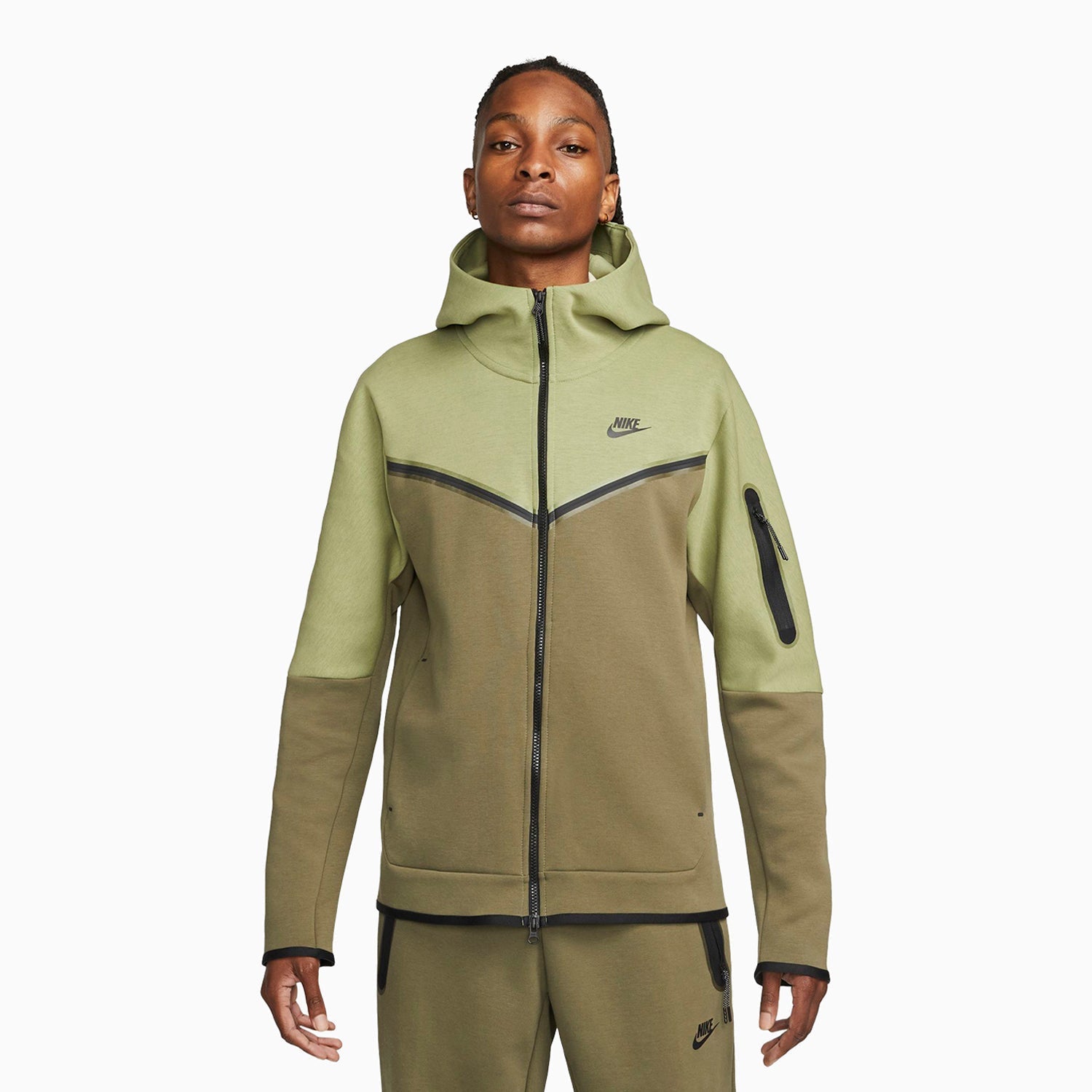 nike-mens-sportswear-tech-fleece-tracksuit-cu4489-334-cu4495-222