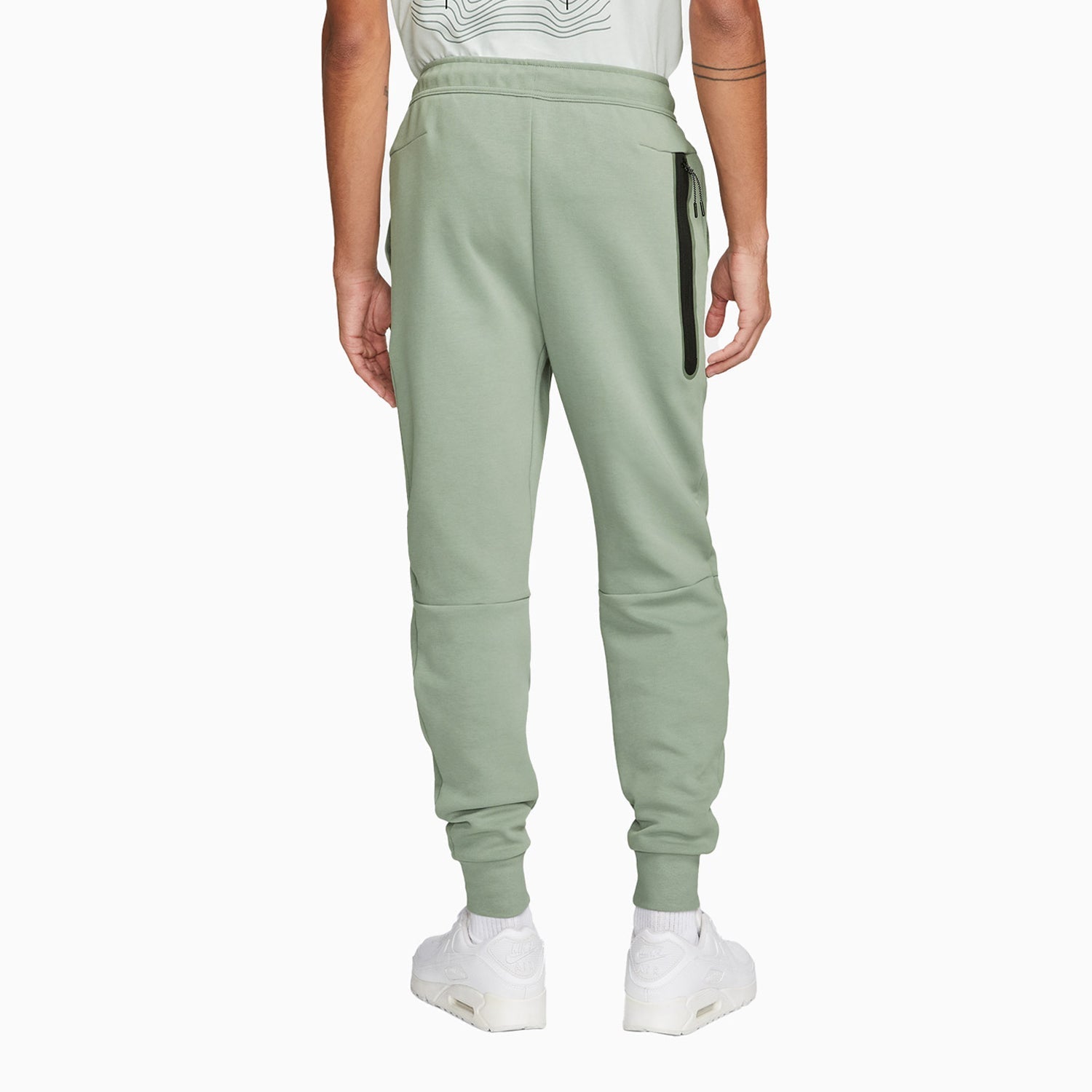 nike-mens-sportswear-tech-fleece-outfit-cu4489-532-cu4495-532