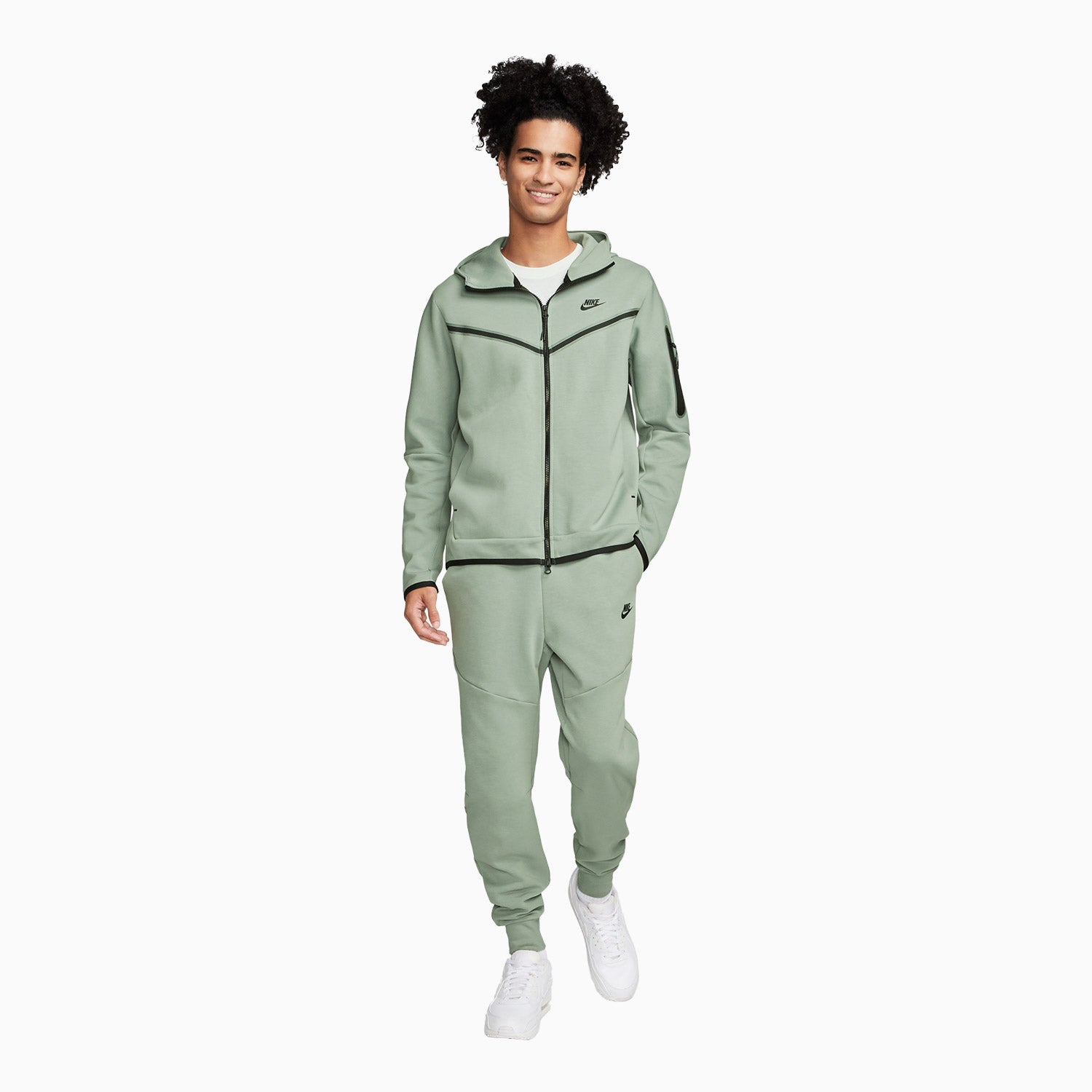 nike-mens-sportswear-tech-fleece-outfit-cu4489-532-cu4495-532