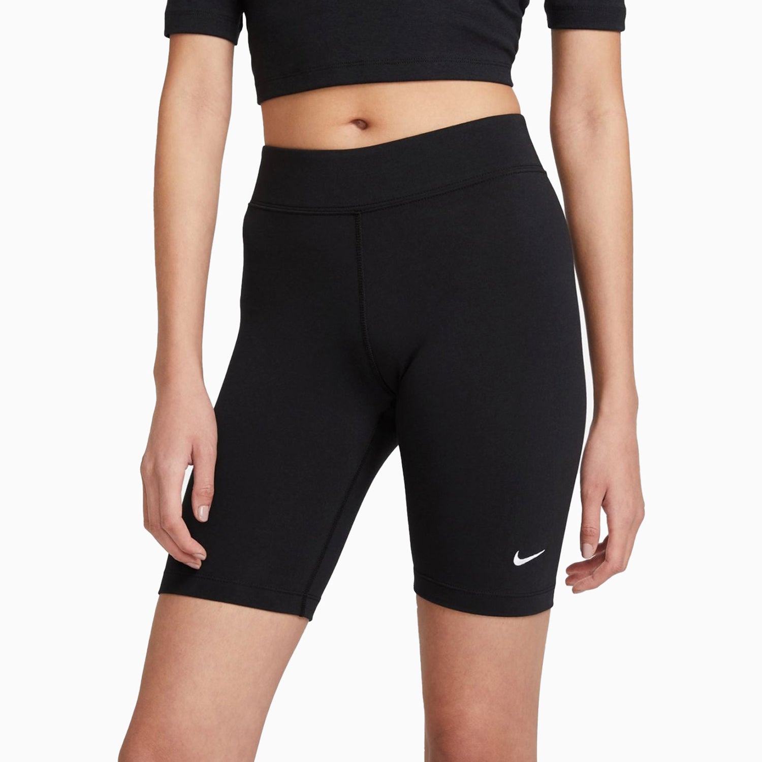 nike-womens-sportswear-essentials-outfit-fb2873-010-cz8526-010
