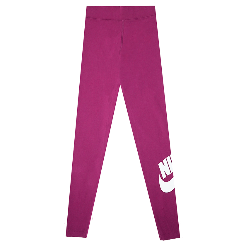 Women's Sportswear Essential Outfit