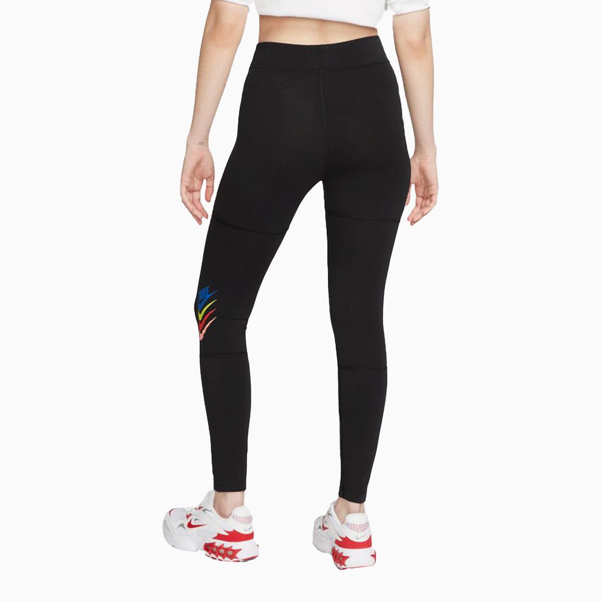 nike-womens-sportswear-club-outfit-dm6758-100-dm6756-010