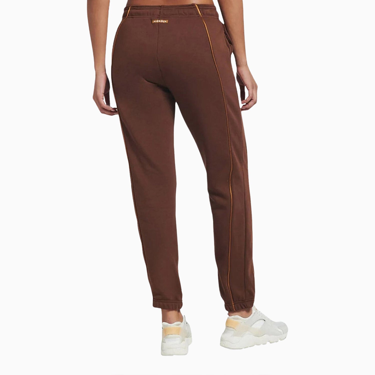 nike-womens-air-mid-rise-fleece-outfit-dq6579-dq6563-259-259