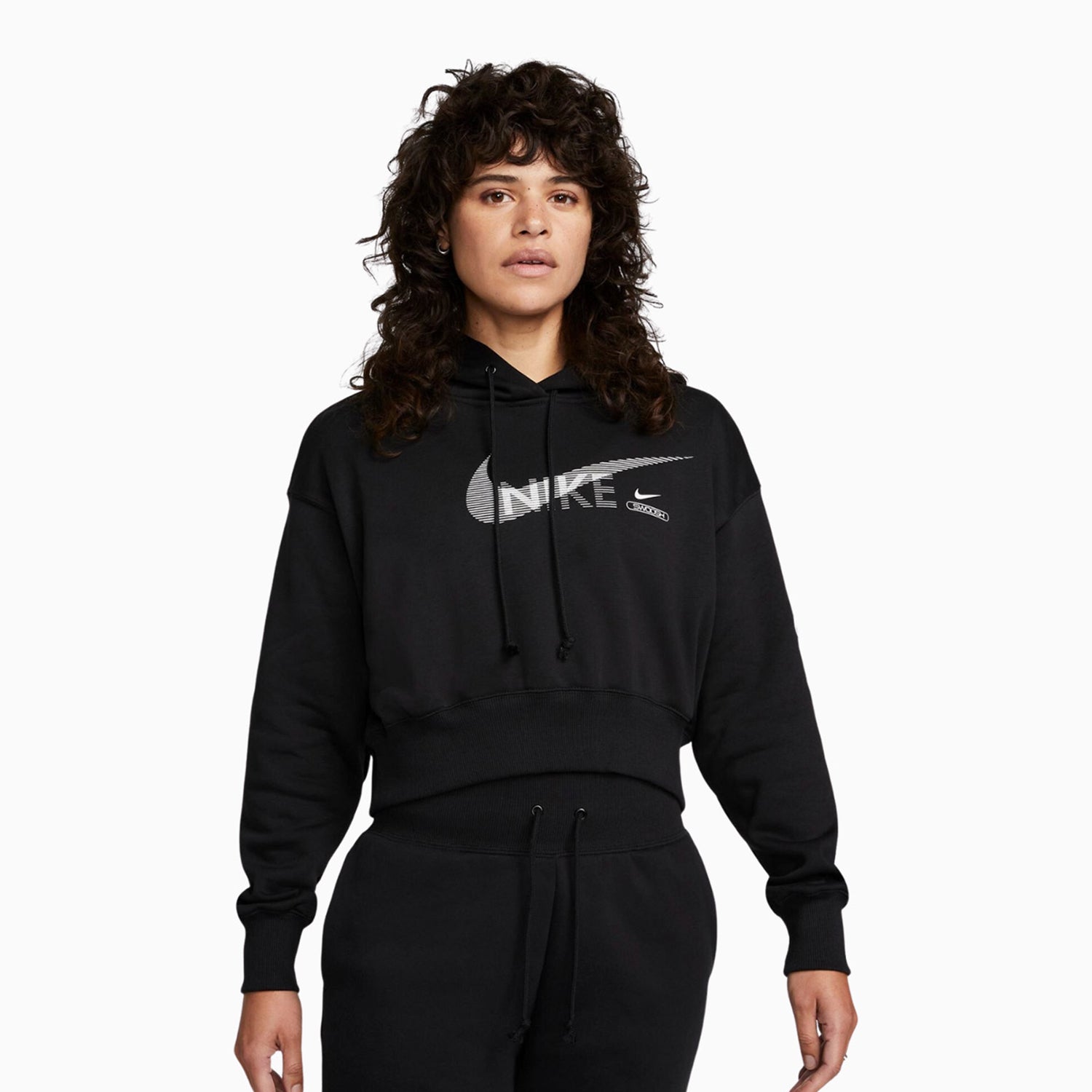 nike-womens-sportswear-swoosh-fleece-pull-over-hoodie-dr5613-010