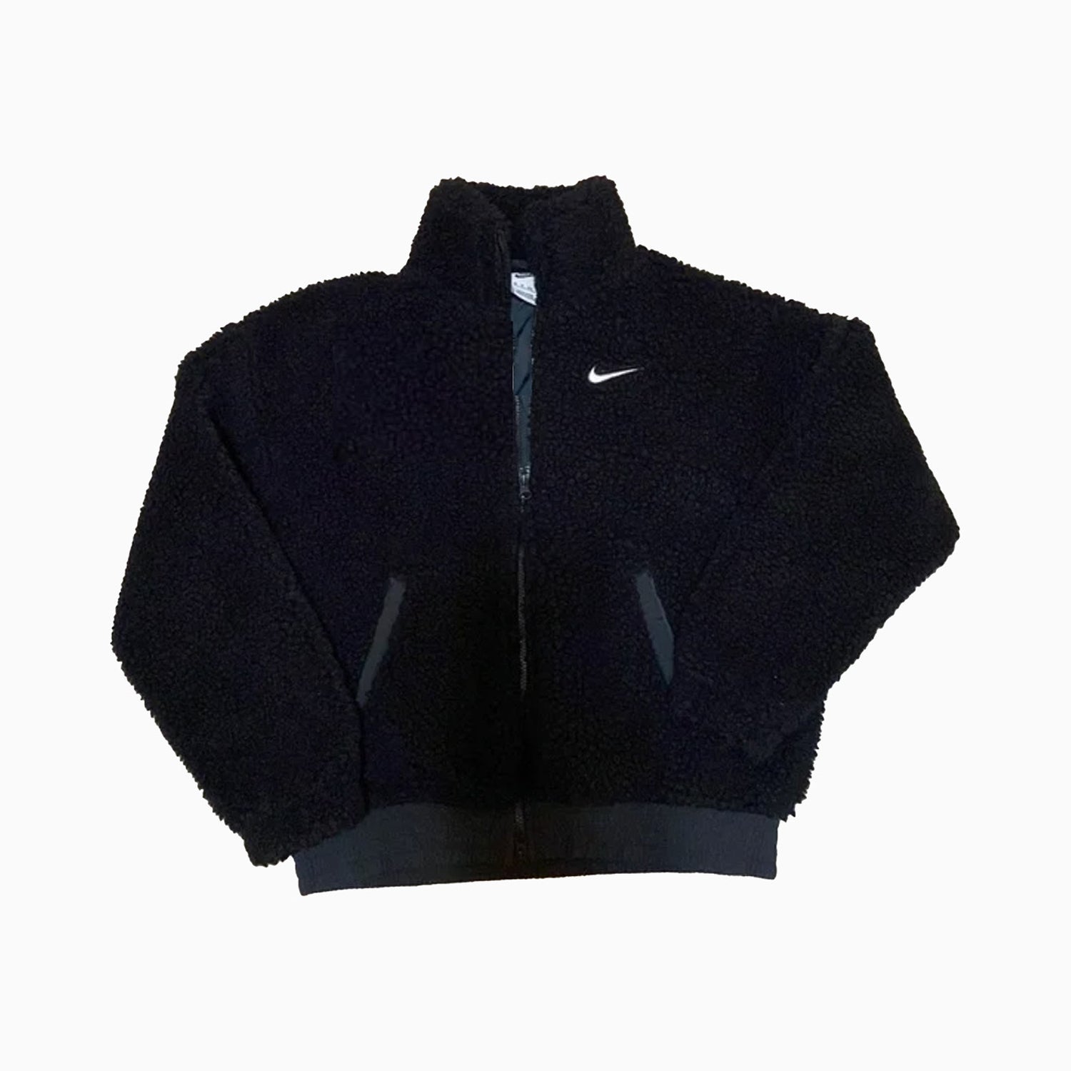 nike-womens-sportswear-swoosh-outfit-dr5628-010-dr5617-010