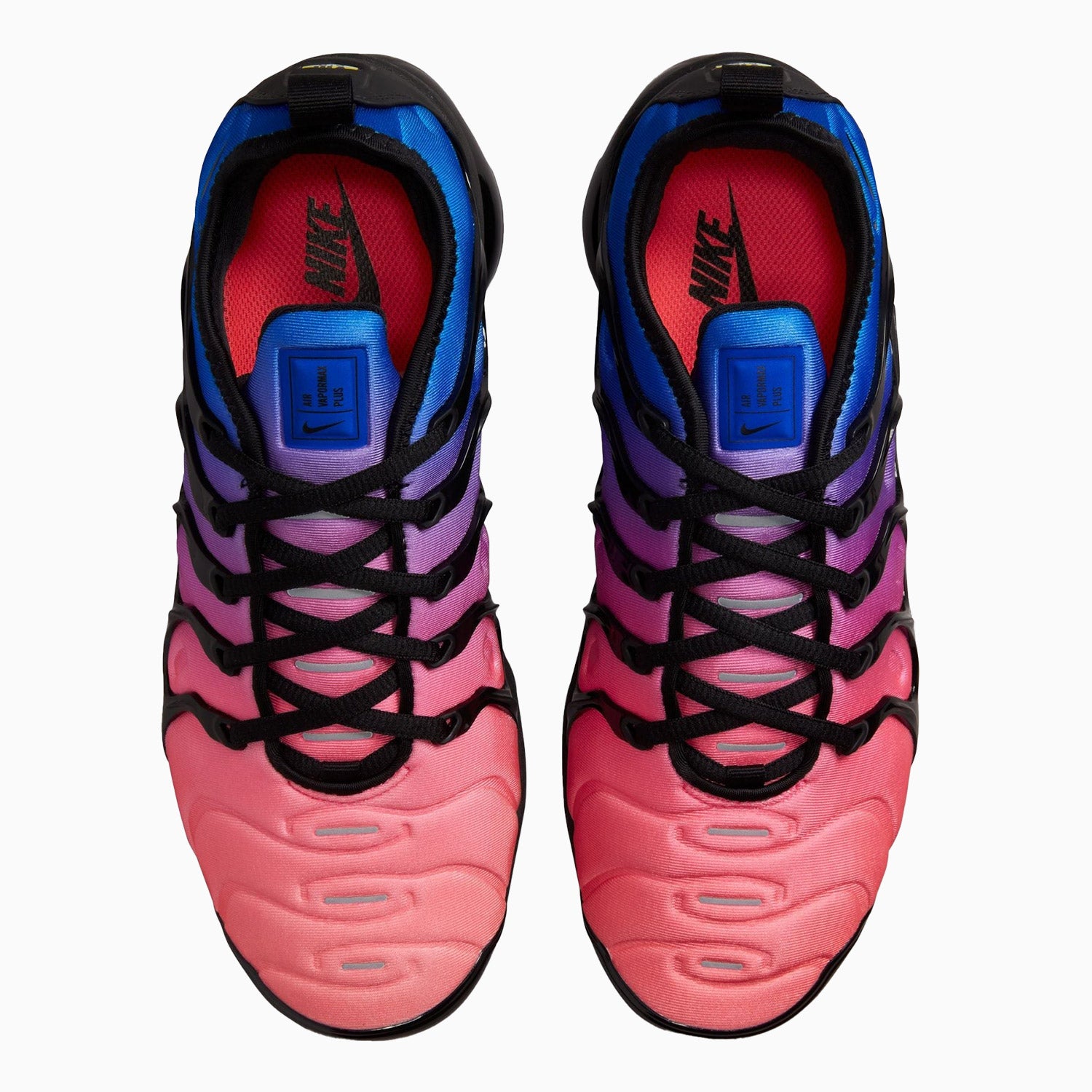 nike-womens-air-vapormax-plus-dx2746-400