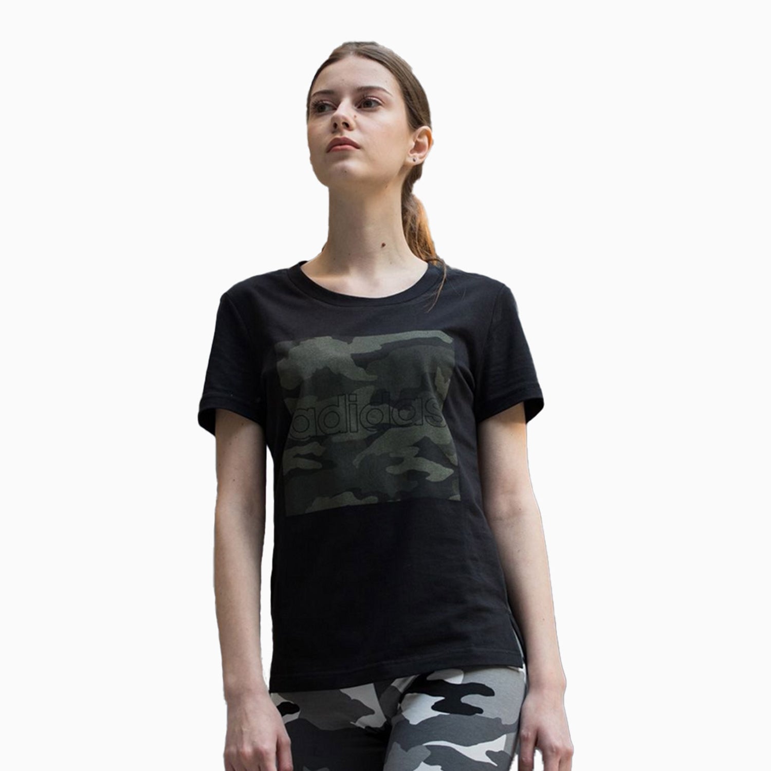 adidas-womens-w-boxed-camo-t-shirt-fm6161