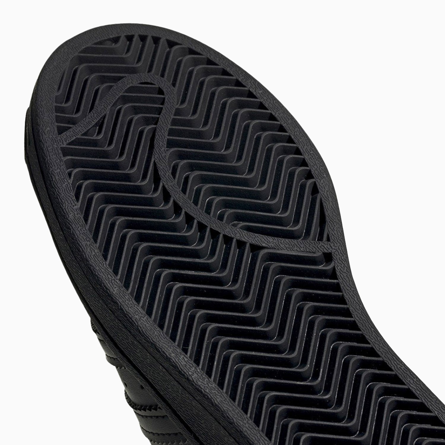 adidas-kids-superstar-shoes-grade-school-fu7713