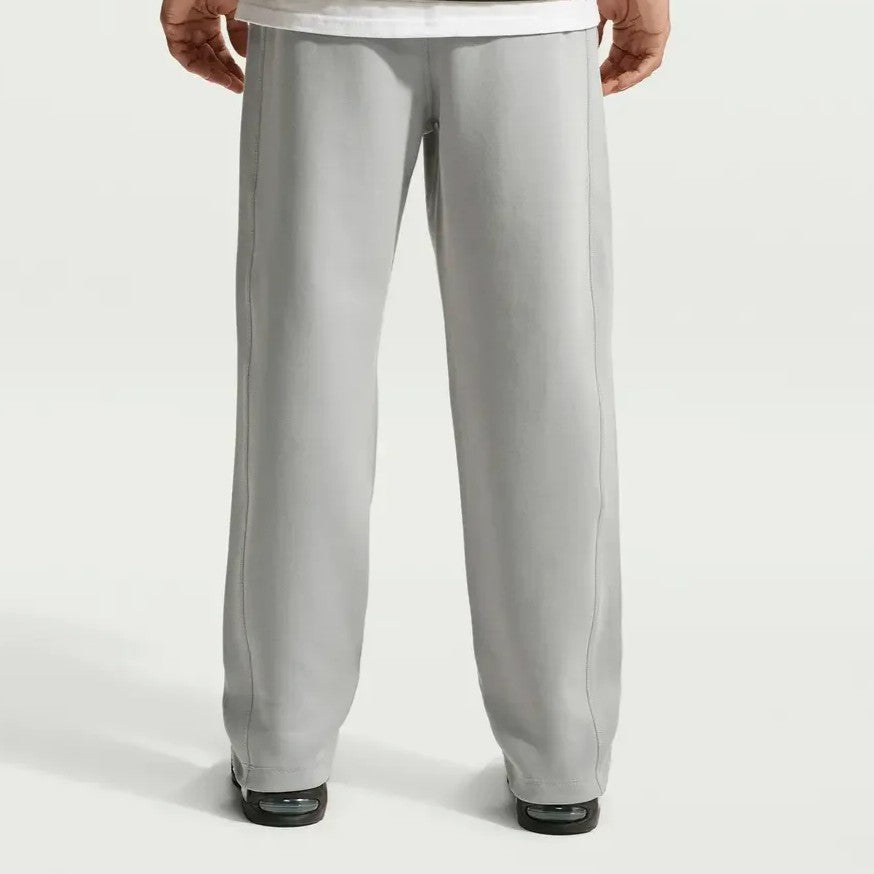 Men's Sportswear Club Outfit
