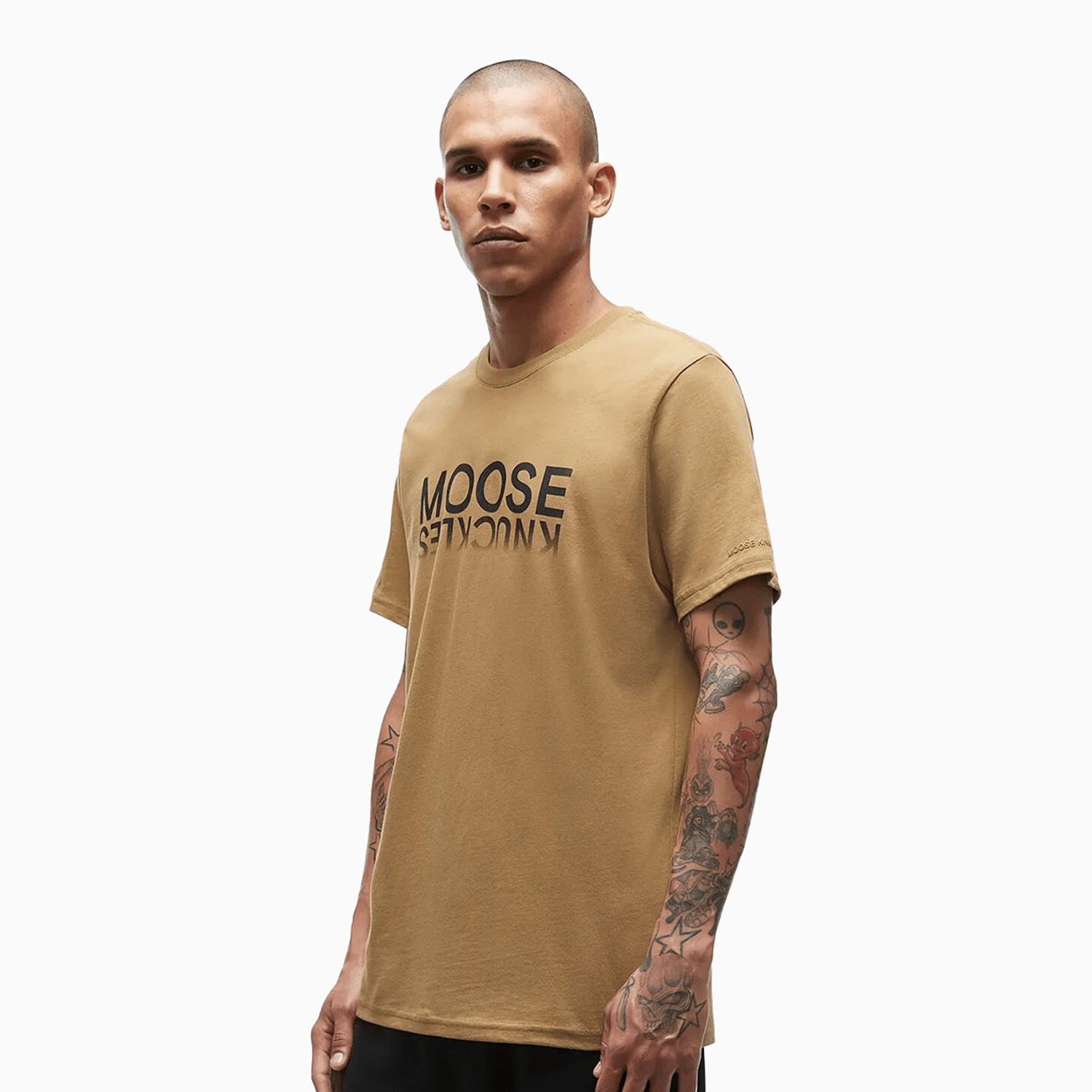moose-knuckles-cross-bay-t-shirt-for-men-and-women-m32mt711-766