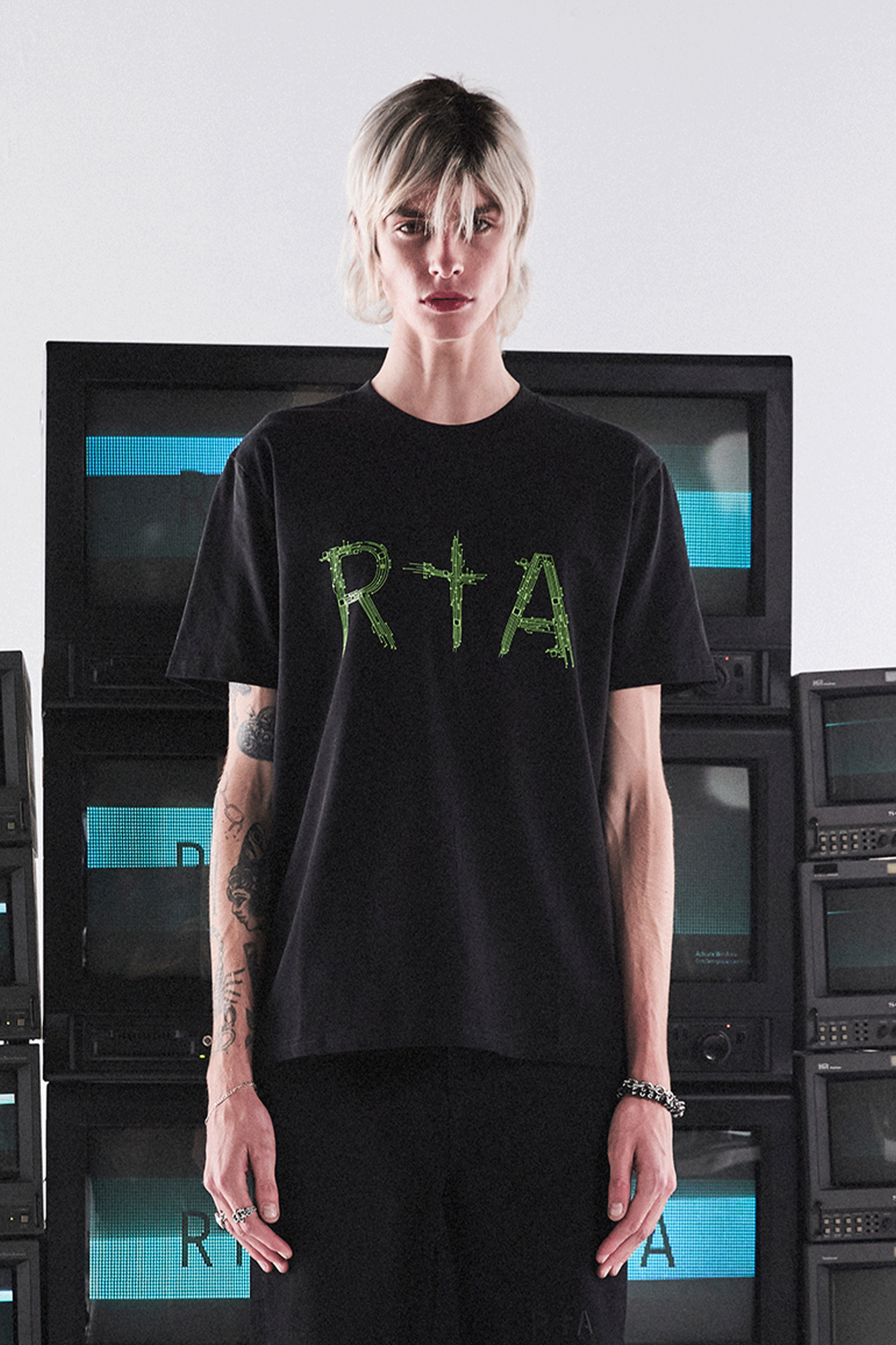 Men's Liam Black Circuit RTA T-Shirt