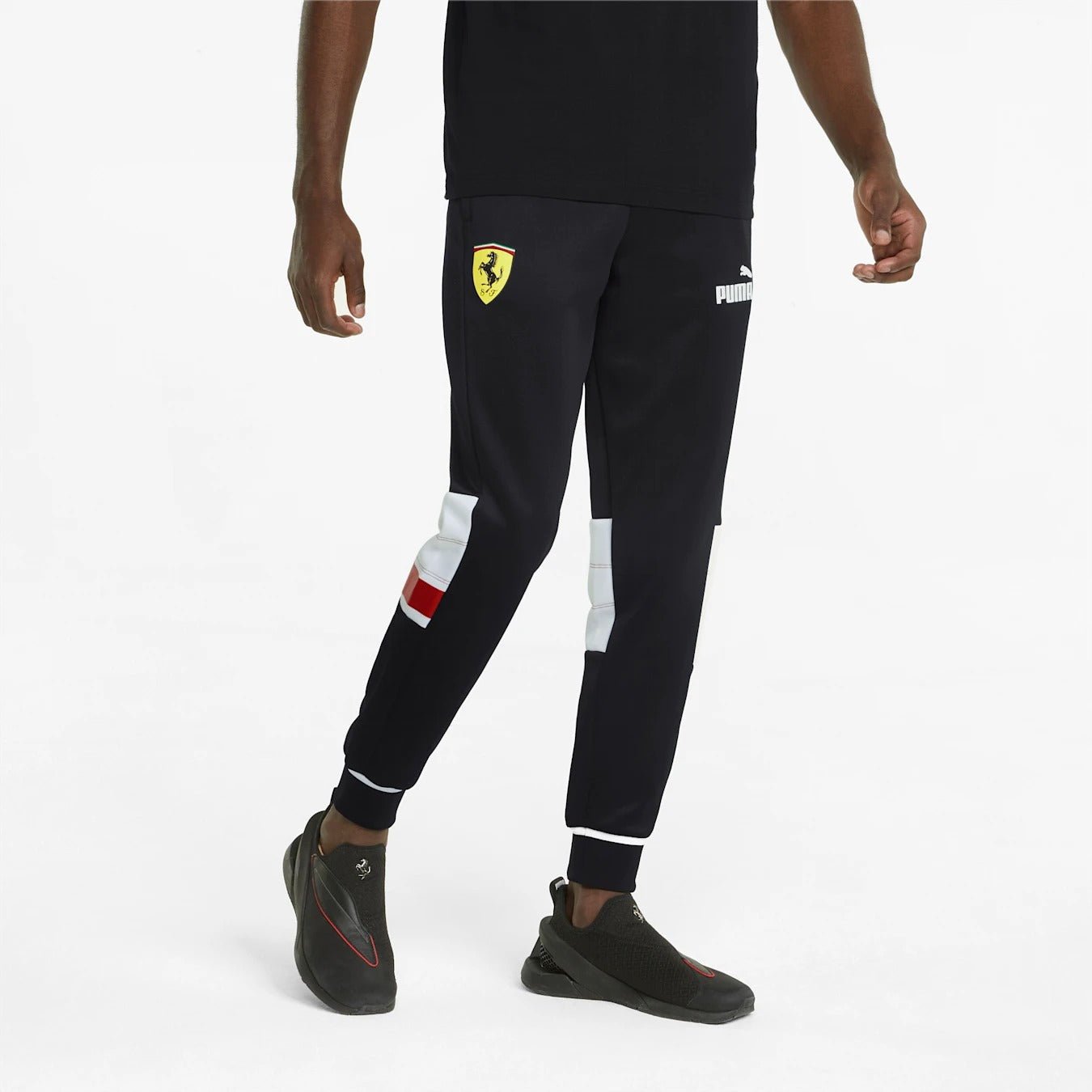 mens-ferrari-race-sds-outfit-533726-01-533734-01