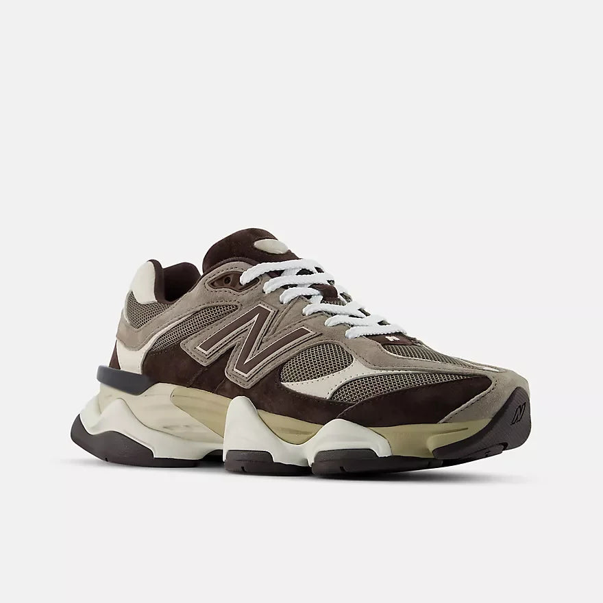 9060 "Thunder Brown"