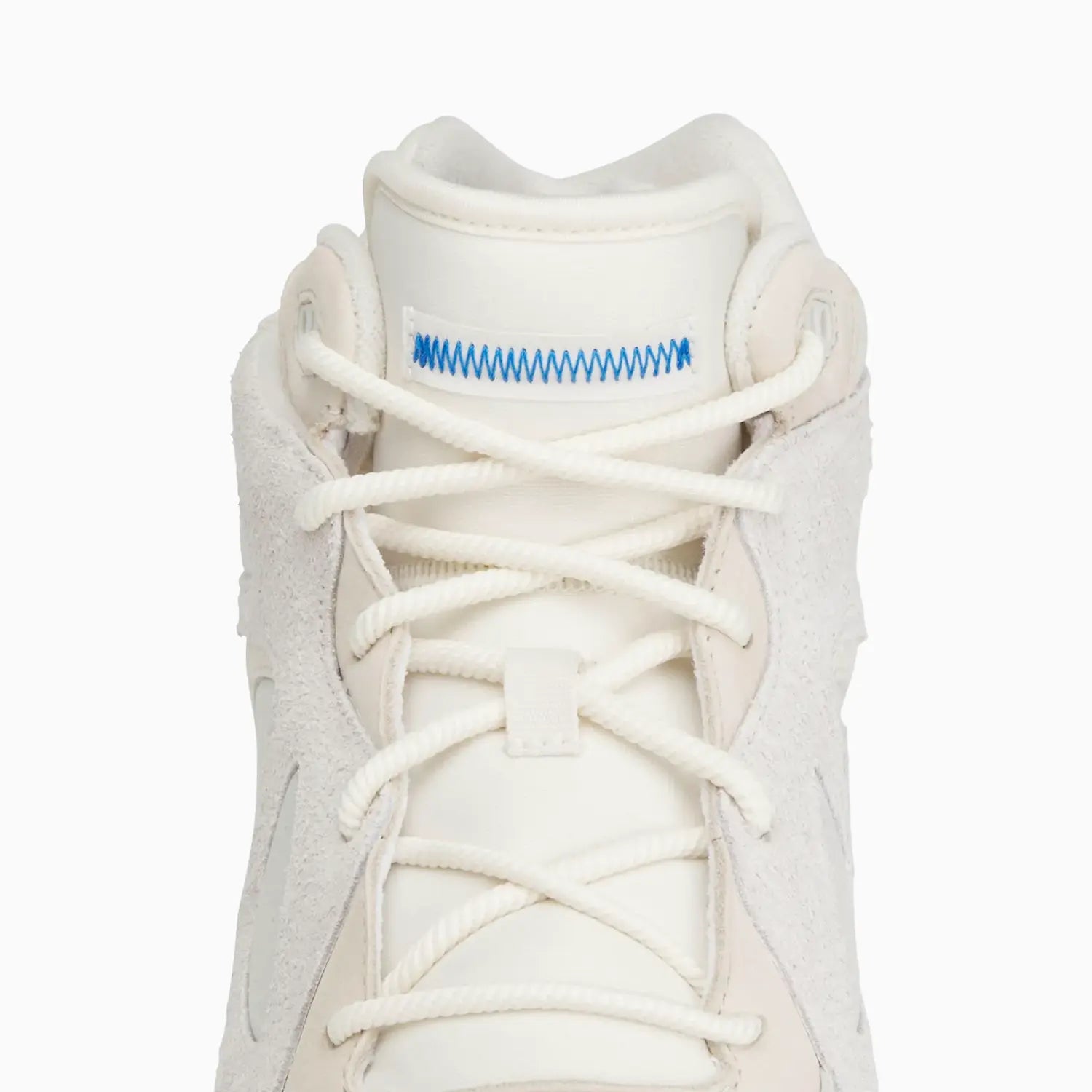 BadBo 1.0 “Bad Bunny Resilience” Pack – Shoes Tee & Socks