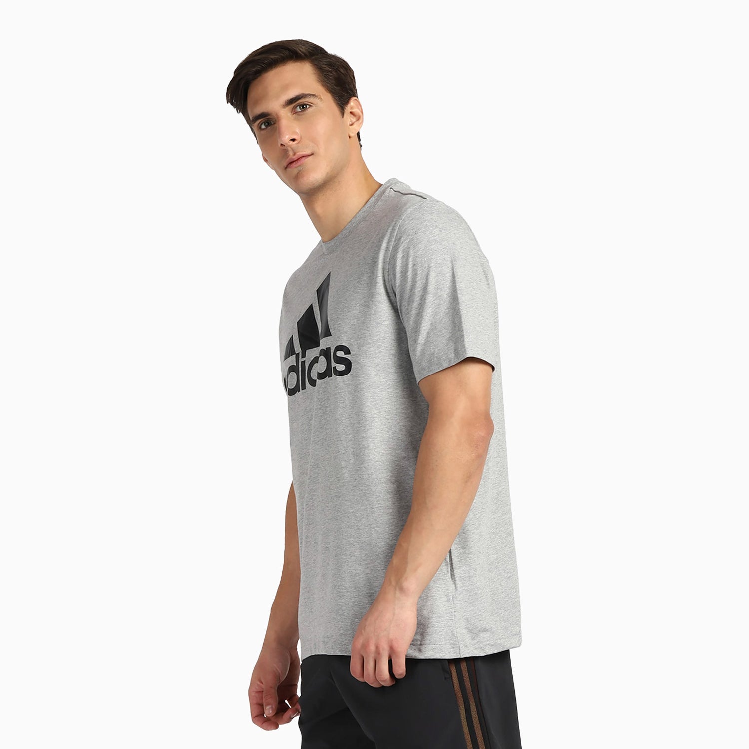 adidas-mens-classic-short-sleeve-t-shirt-ce5309
