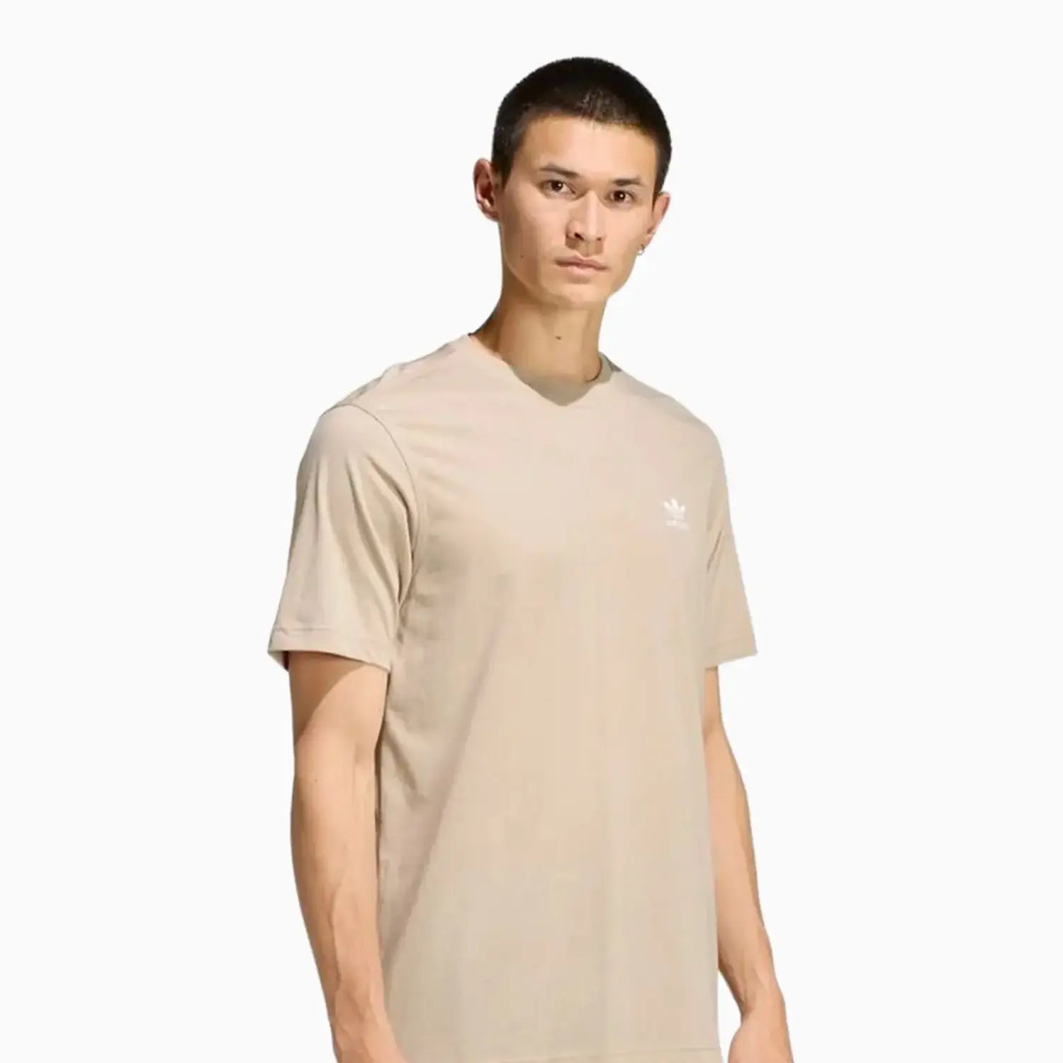 Men's Trefoil Essentials T-Shirt and Shorts Outfit