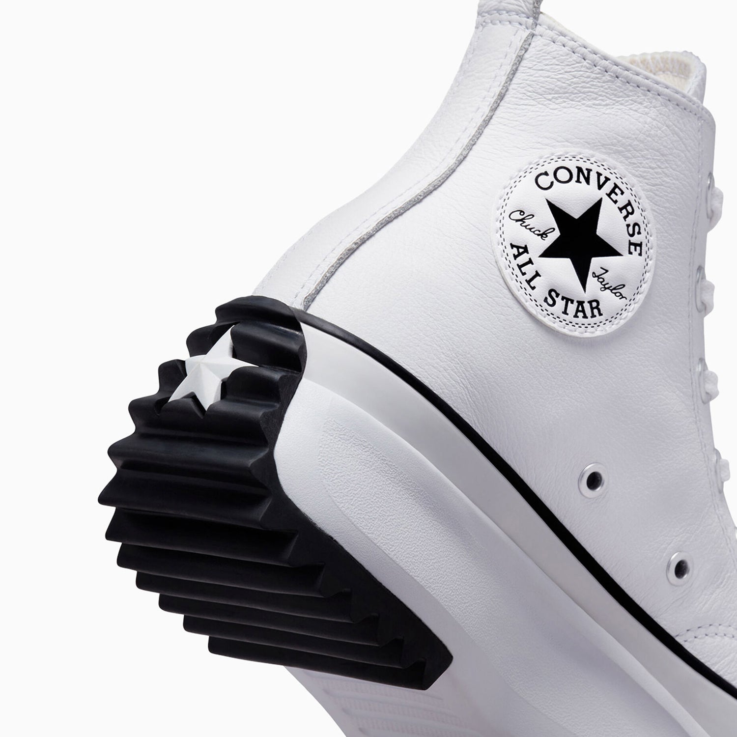 converse-run-star-hike-platform-foundational-leather-shoes-a04293c