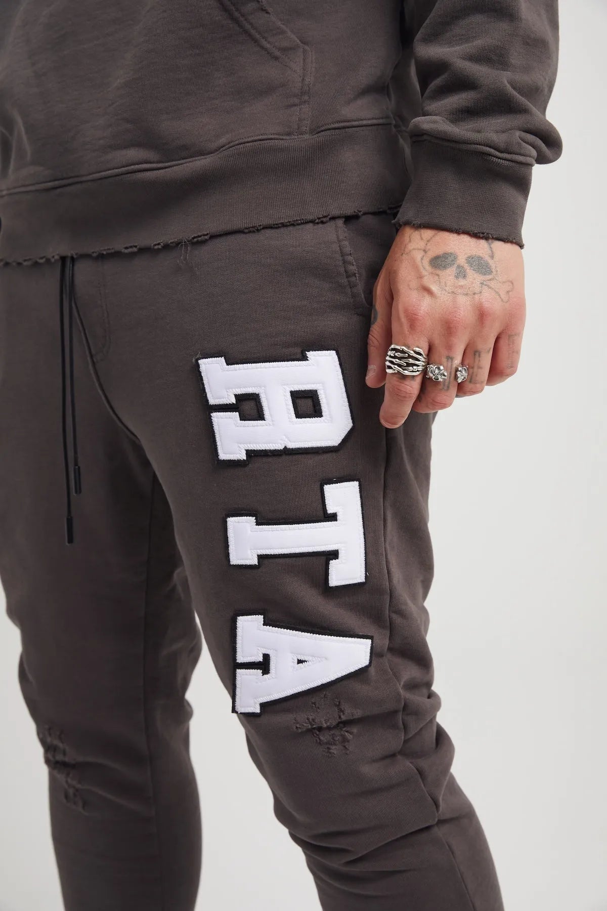 Men's Markus Damage Outfit RTA - Tops and Bottoms USA