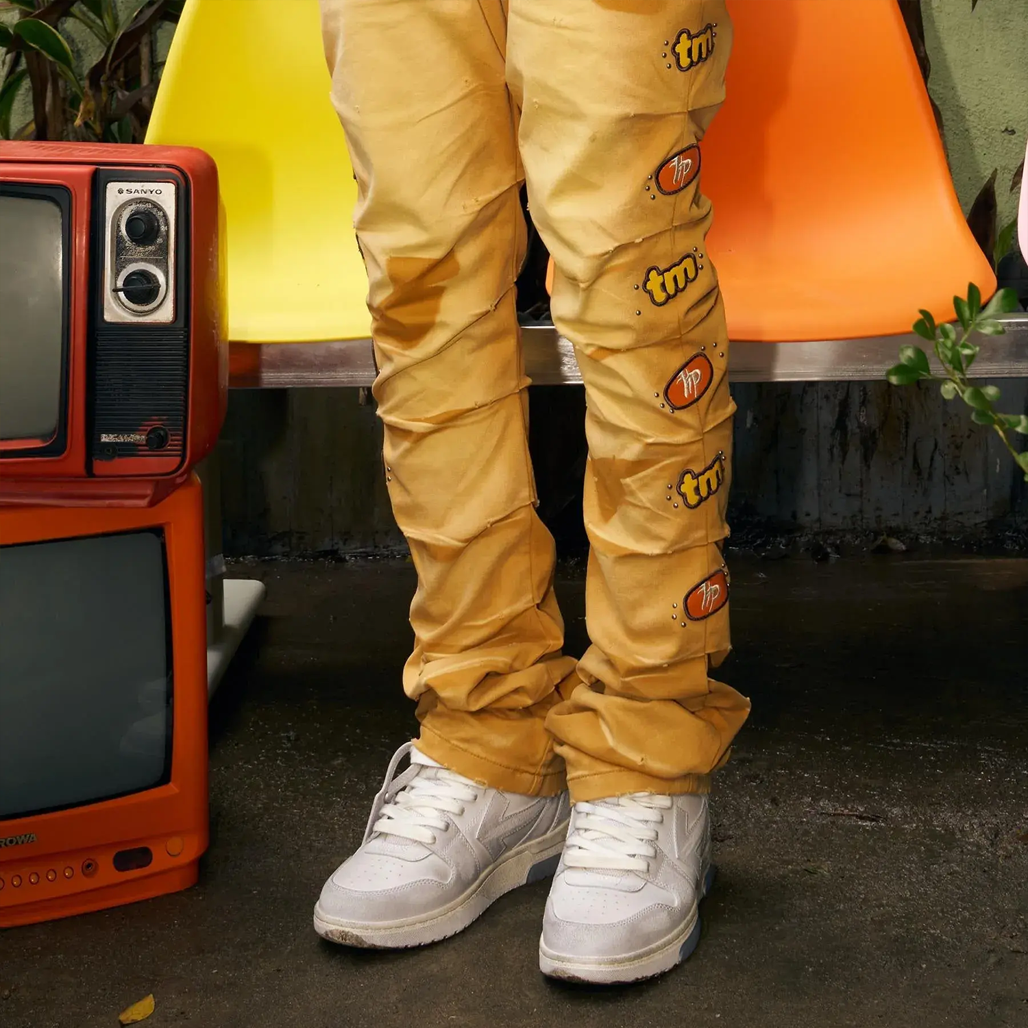 hyde-park-mens-crinkle-gold-denim-pant-10290852-gold