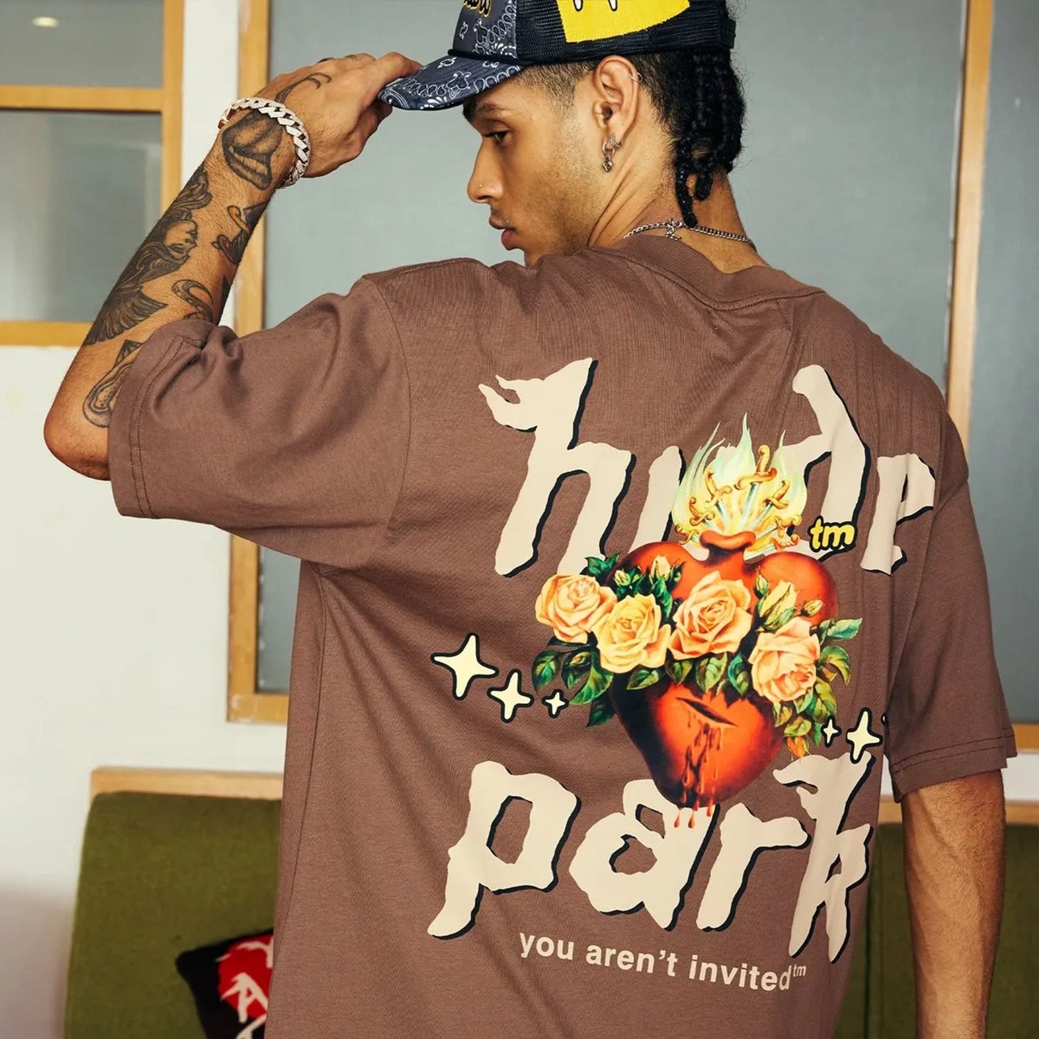 hyde-park-mens-sacred-heart-short-sleeve-t-shirt-