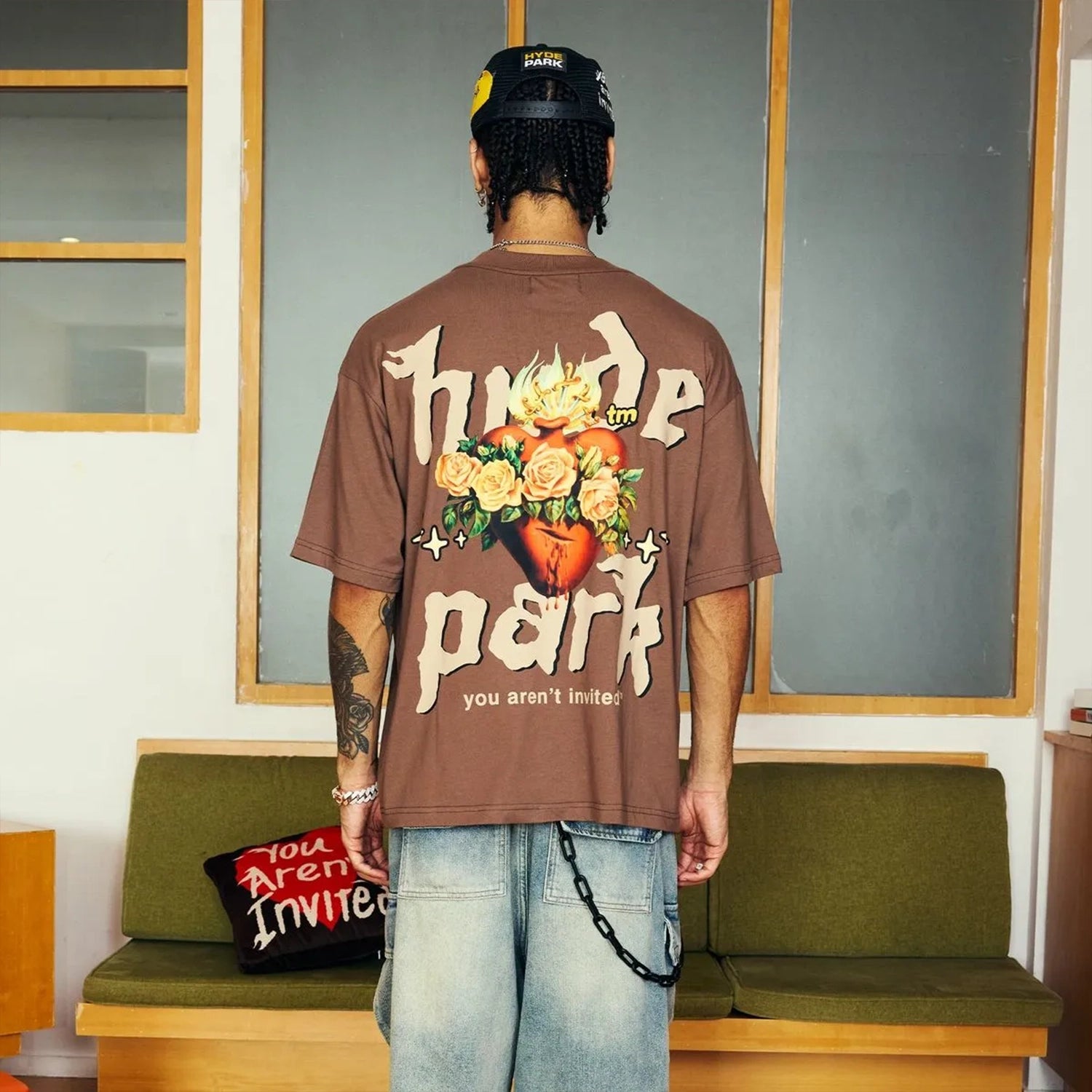 hyde-park-mens-sacred-heart-short-sleeve-t-shirt-