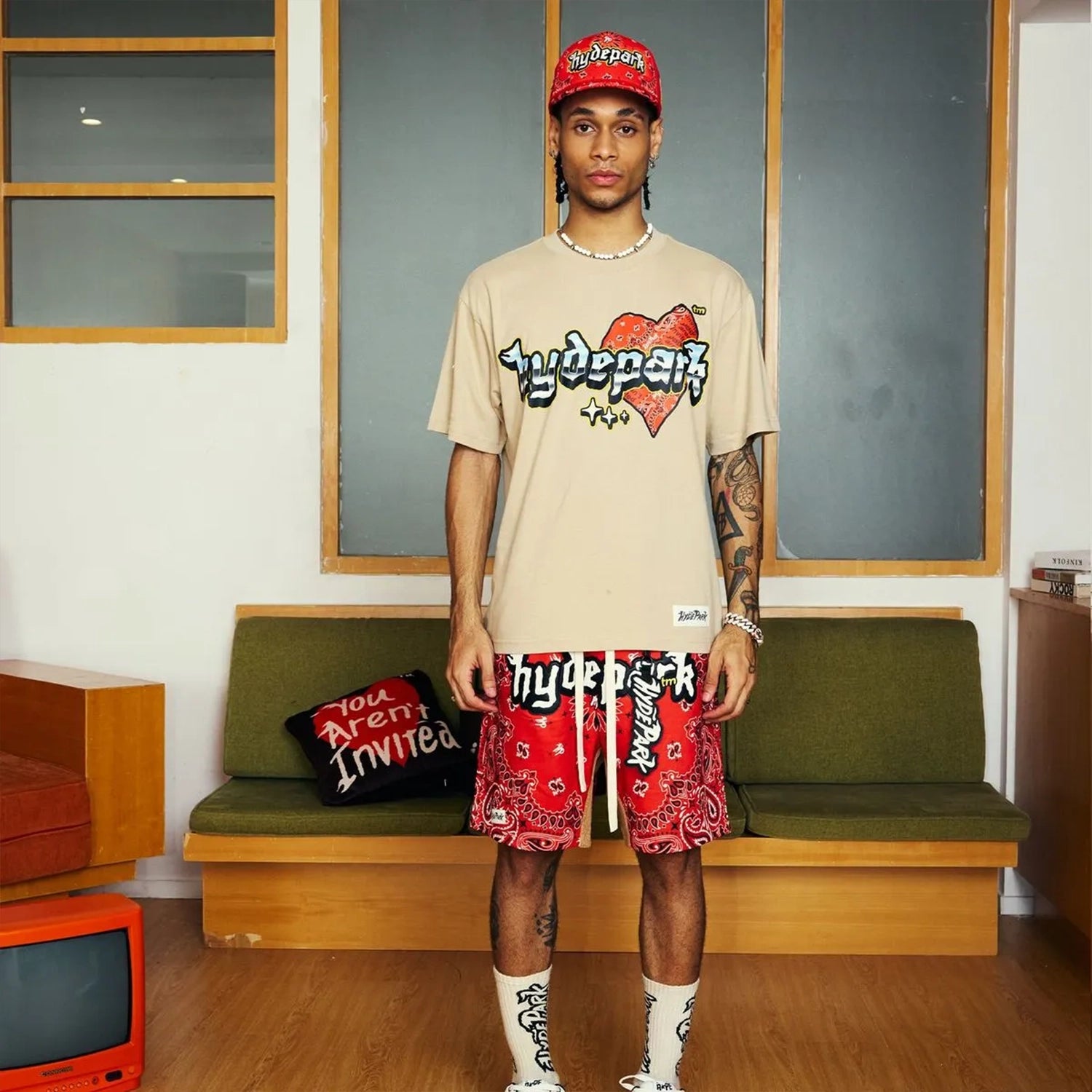 hyde-park-mens-slab-heart-short-sleeve-t-shirt-10474070-cream