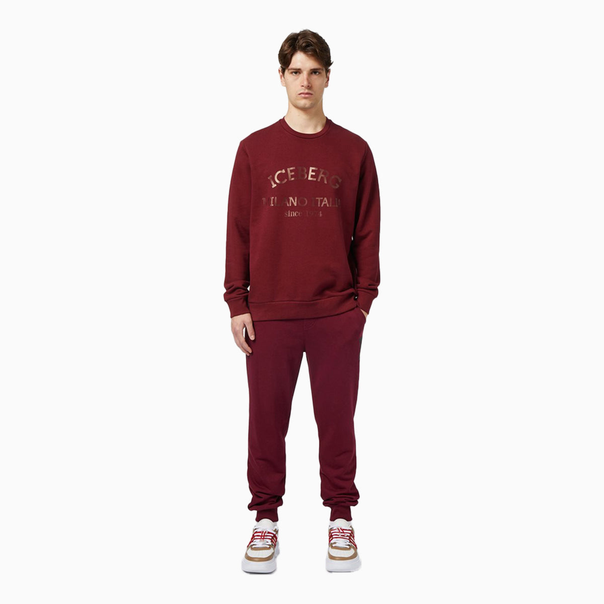 Men_sCrewNeckSweatshirtWithInstitutionalLogo-e05d-6317-4735_